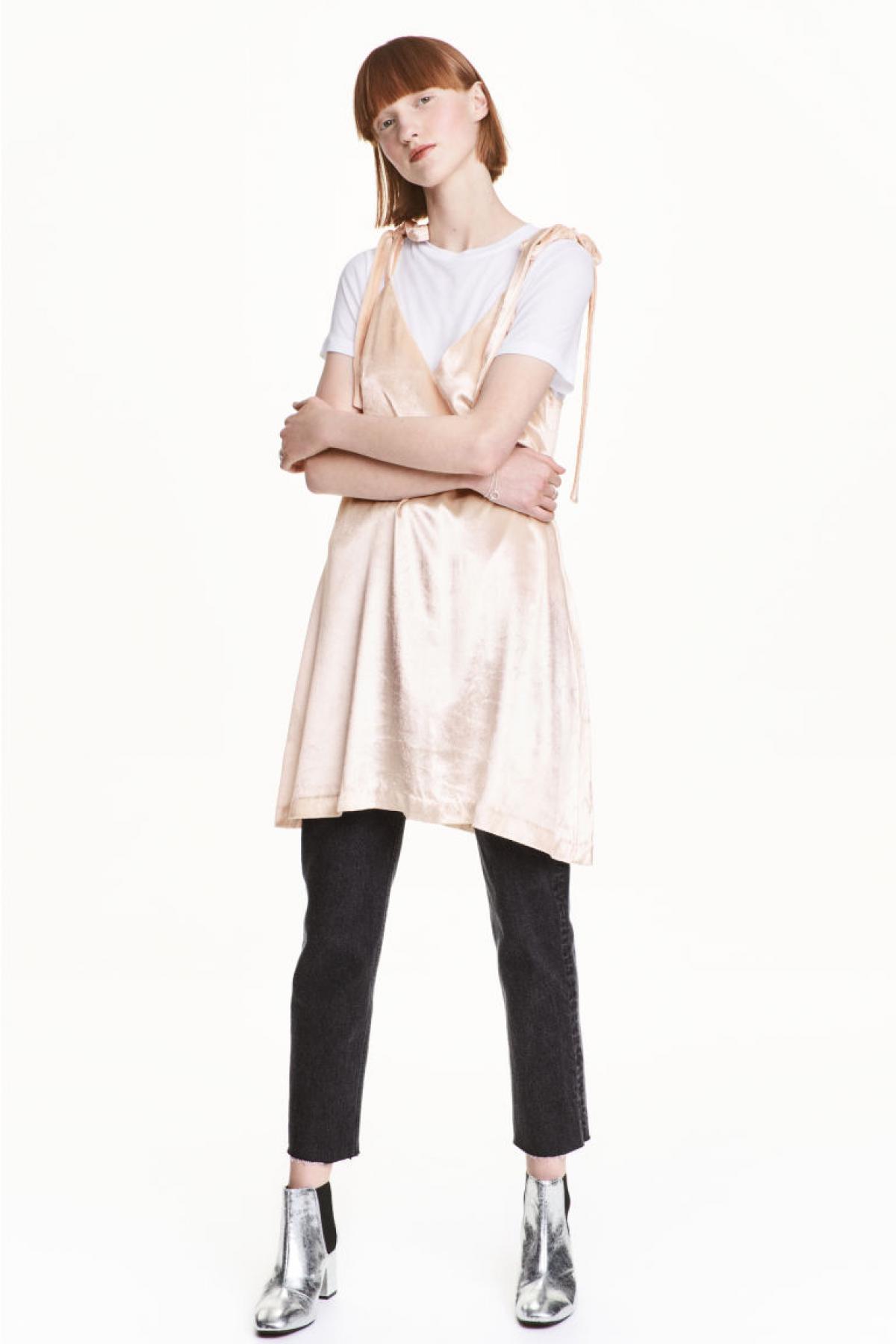 

Платье H&M eur  Бежевое (2616-0466039001, Платье H&M eur 38 Бежевое (2616-0466039001)