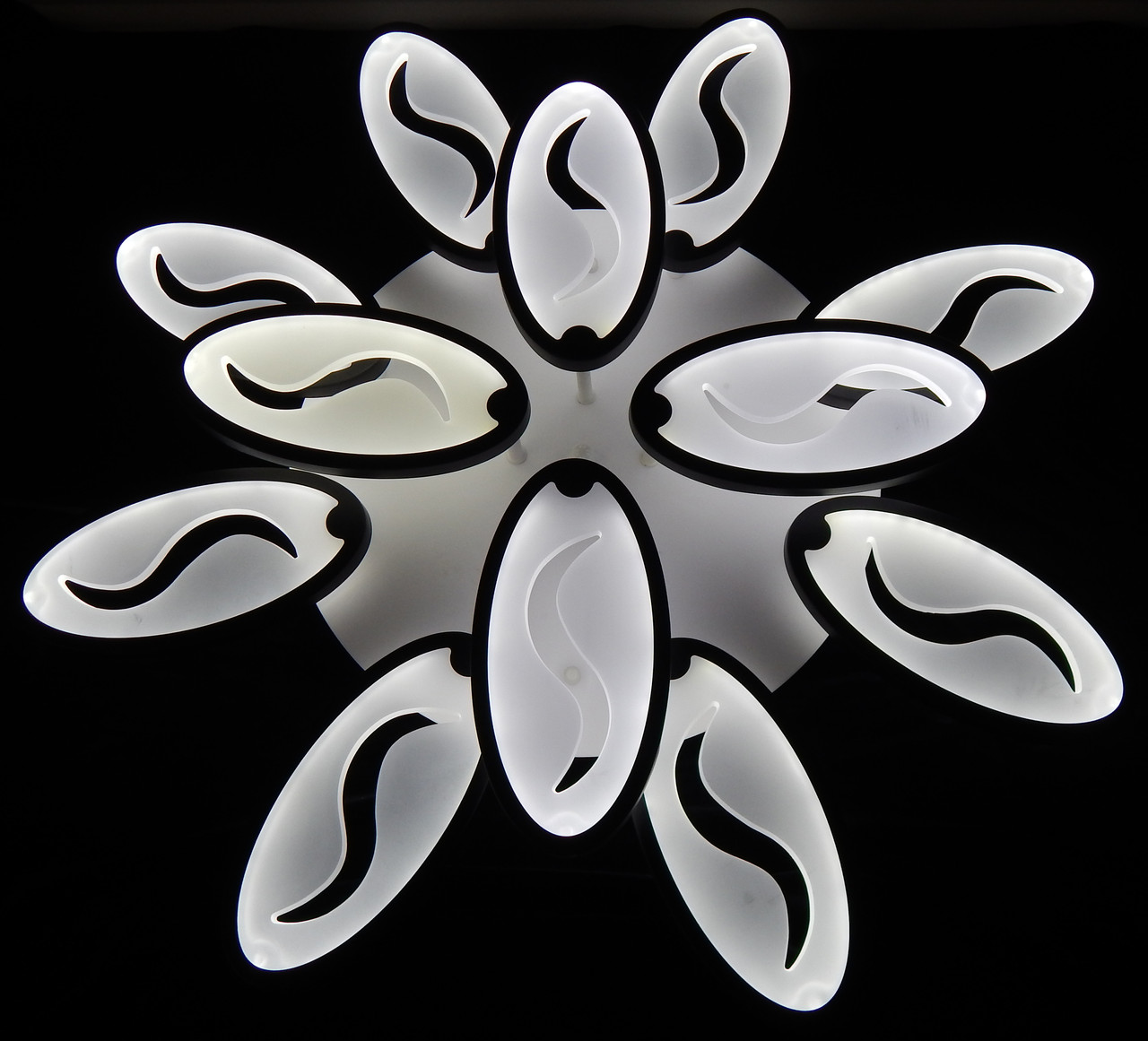 

Потолочная LED Люстра Linisoln 160W 228886/8+4