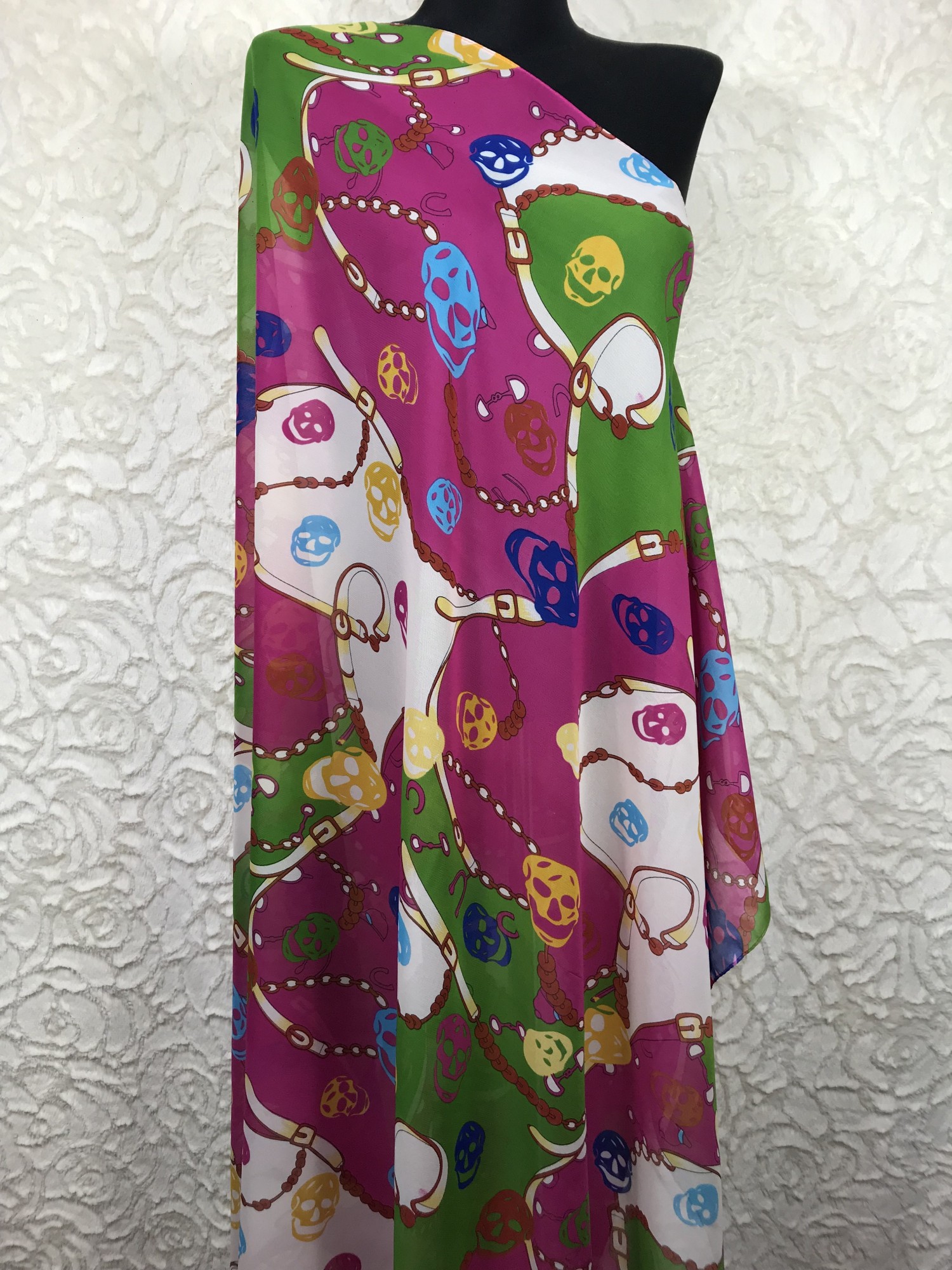 

Парео ASHMA 105*150 см яркое шифоновое для пляжа