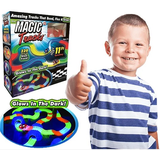 

Гоночная трасса светящаяся в темноте Детский конструктор трек Magic Tracks 220 деталей