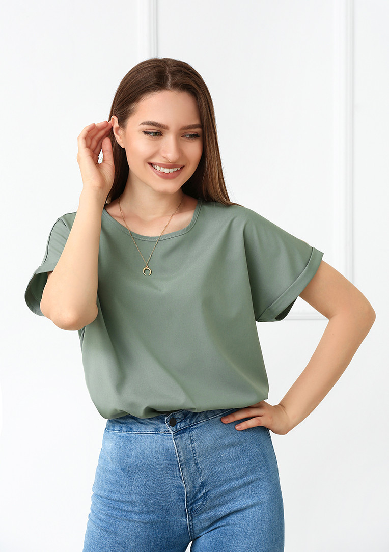 

Летняя блузка свободного кроя Fashion Girl "Moment" - оливковый, Летняя блузка свободного кроя Fashion Girl "Moment" 42-44 оливковый