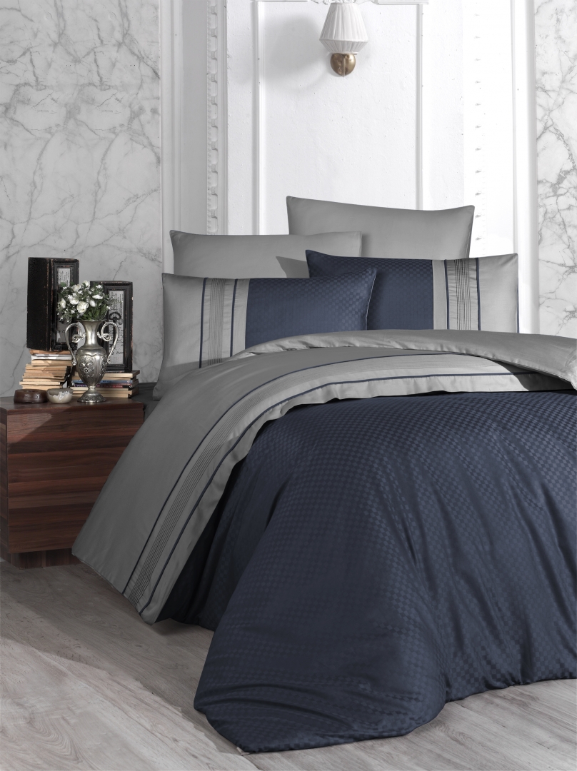 

Постільна білизна Deluxe Satin 200 х 220 см Square Duet Denim-Grey First Choice k-31131