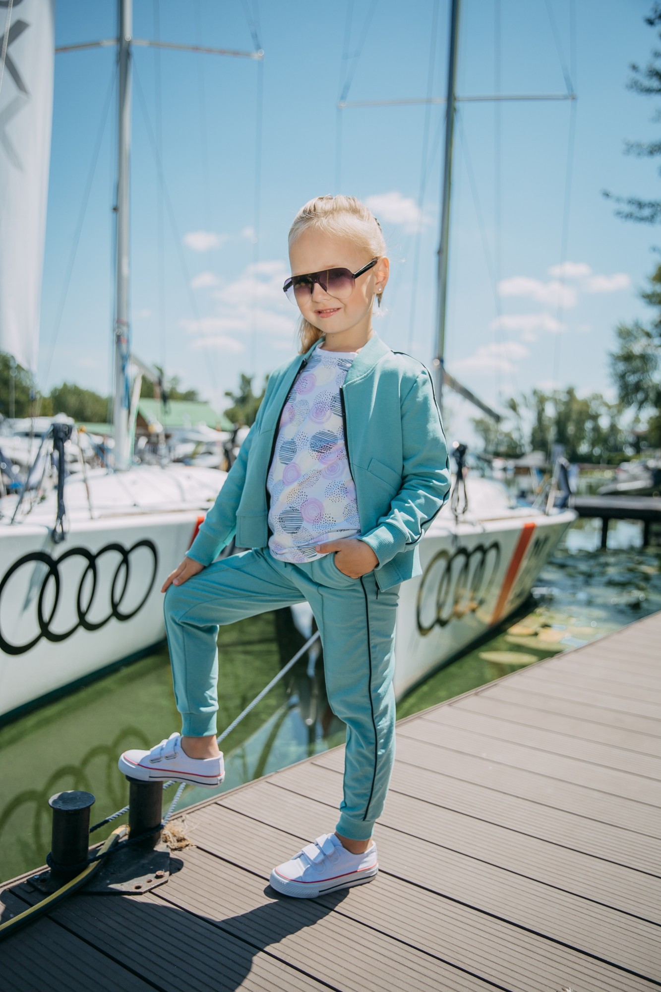 

Спортивный костюм Liora Bay 2х нитка изумруд для девочки р 116 (sku 90316_116)