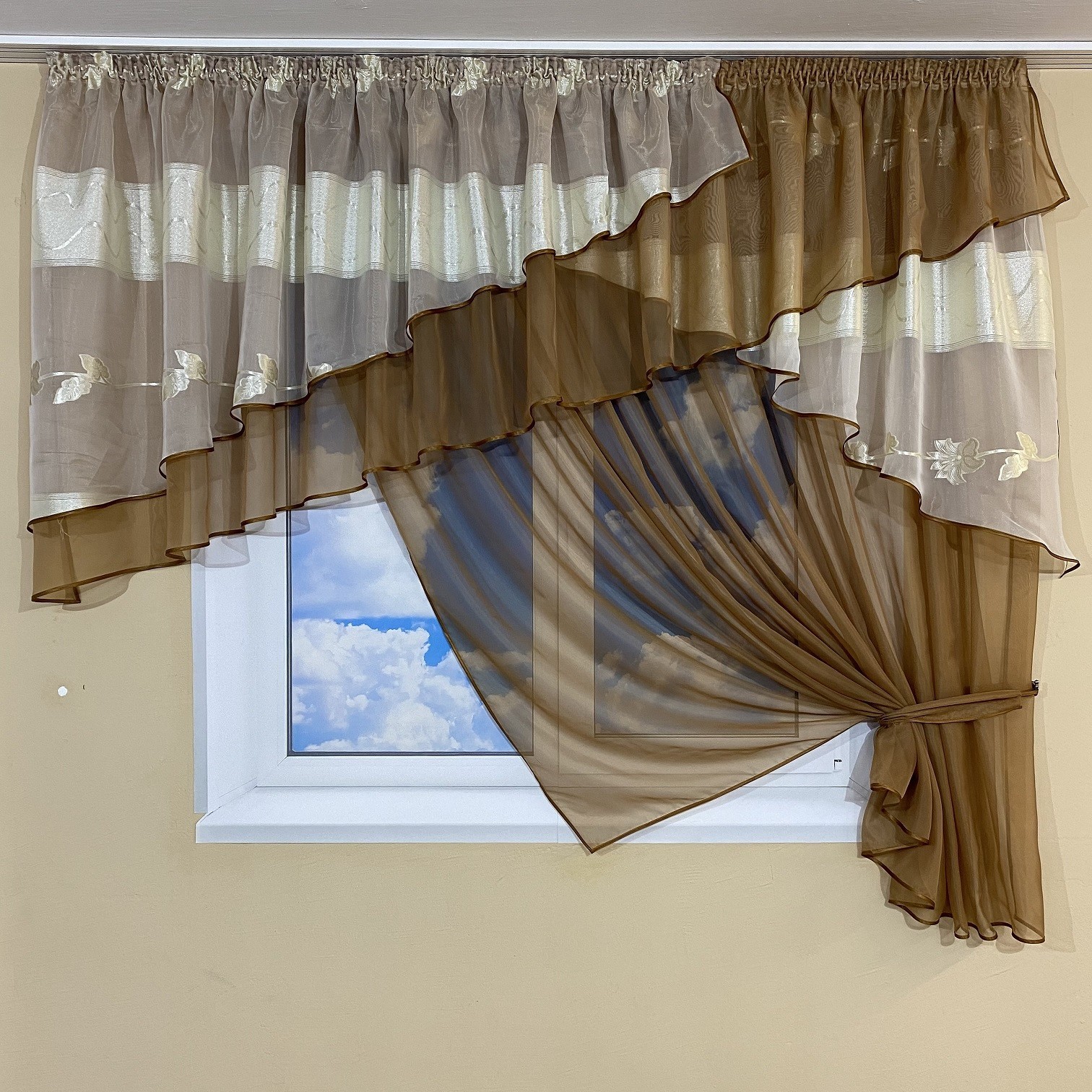 

Кухонная штора TG Home Милана коричневая