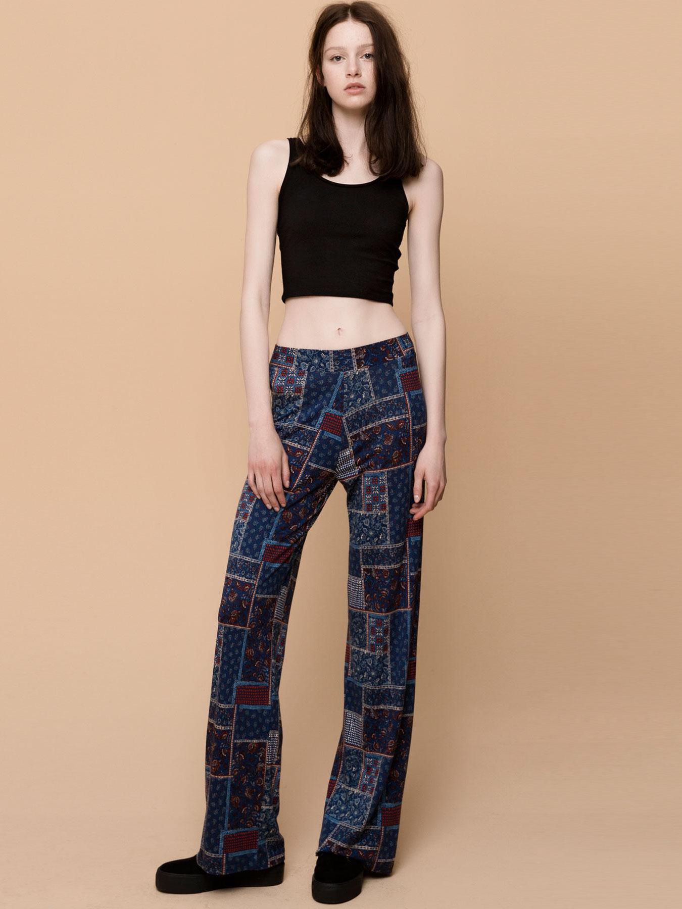 

Брюки Pull & Bear 9682/347/401-AAYV S Синие с разноцветным