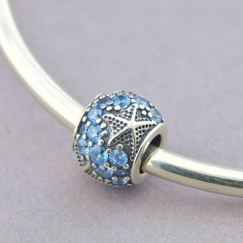 

Шарм голубой Pandora style Морская звезда 102833