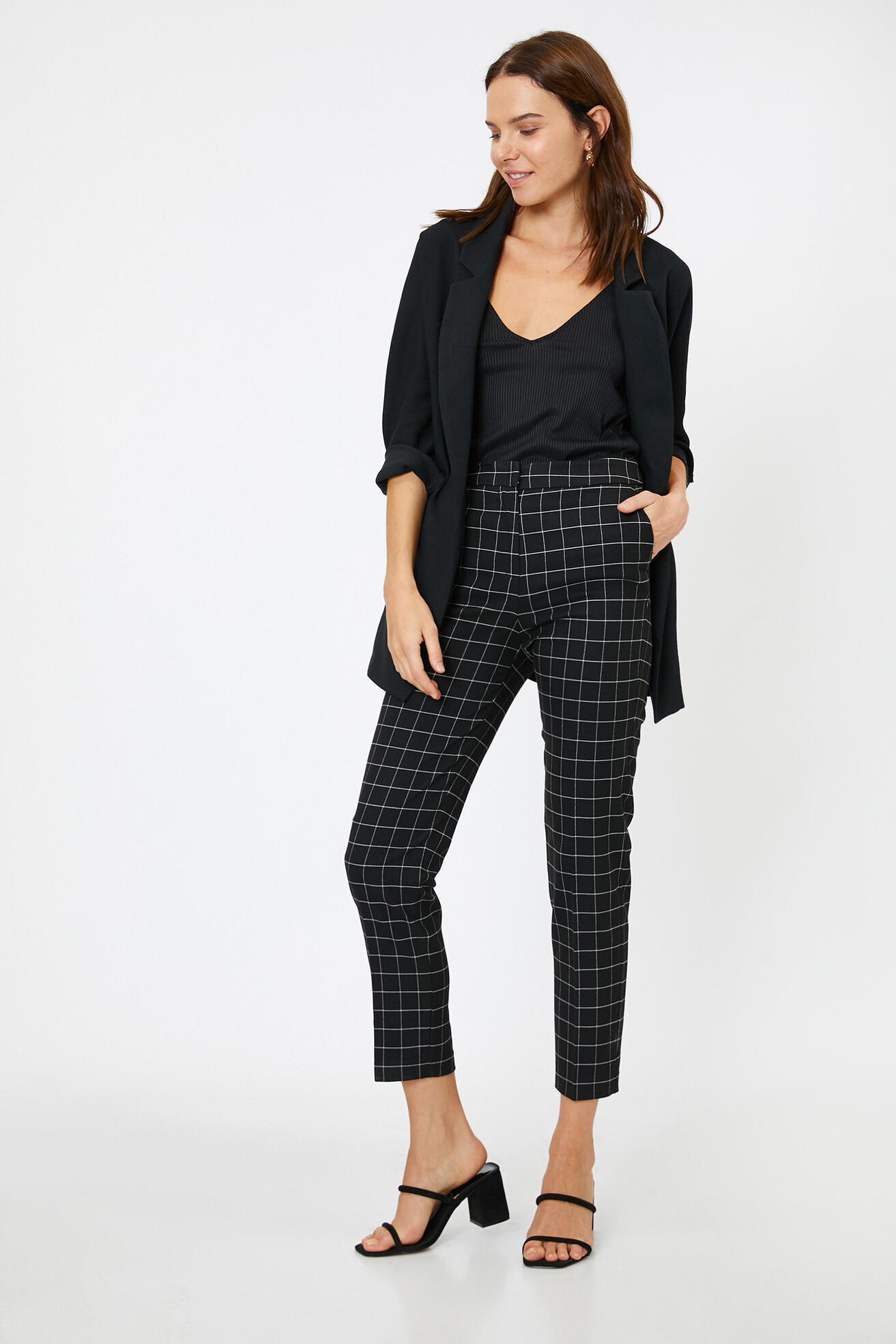 

Брюки Koton 0KAK42615UW-13K 40 Black Stripe