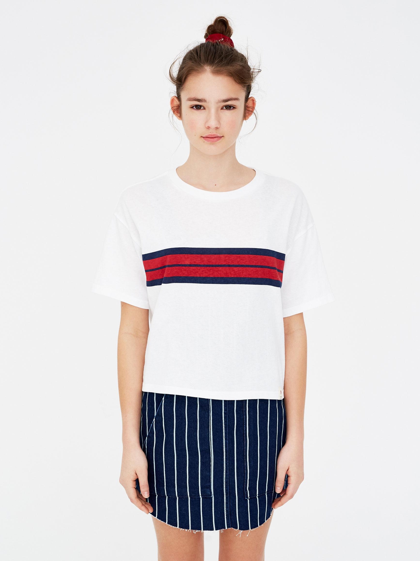 

Футболка Pull & Bear 5232/312/805-AAPT S Белая