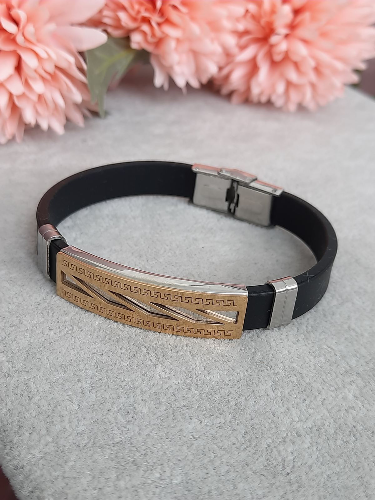 

Браслет Stainless steel с греческим рисунком каучуковый 20см.
