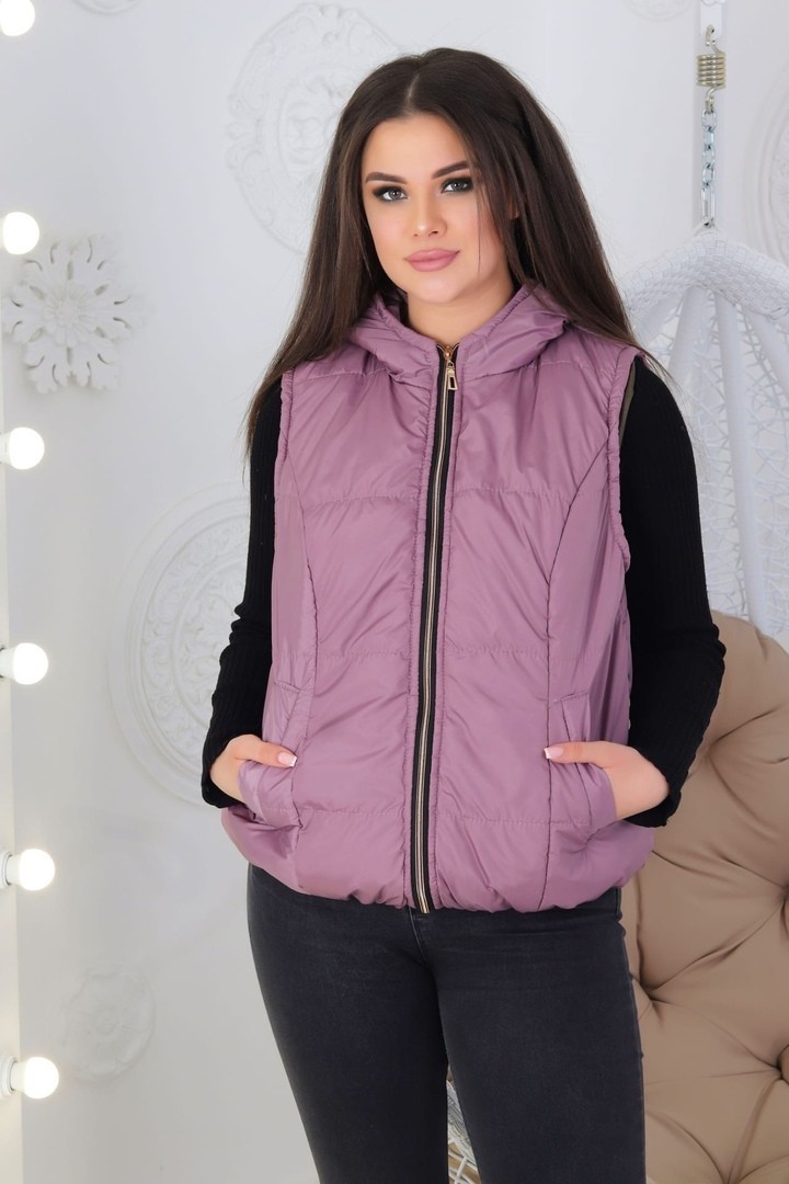 

Жилетка с капюшоном на молнии Miss-Podium Фрезовый, Жилетка с капюшоном на молнии Miss-Podium Фрезовый 48