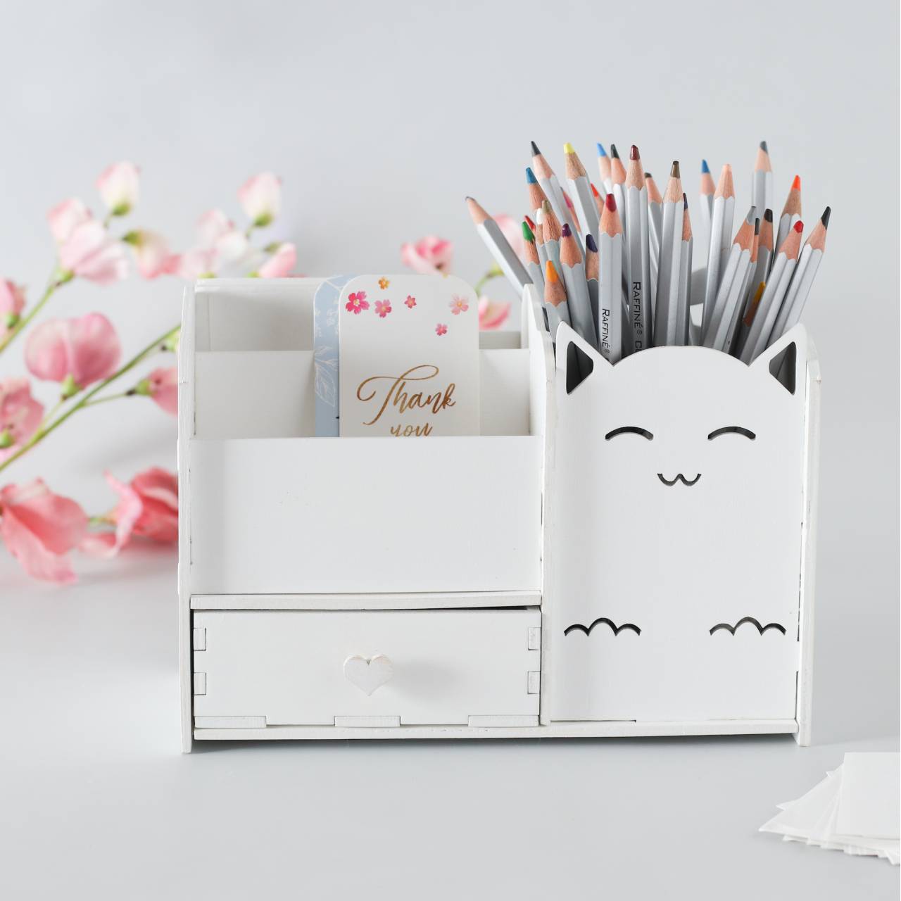 

Карандашница из дерева DomKreativa дизайн котик 1093 20х11х15см Белый