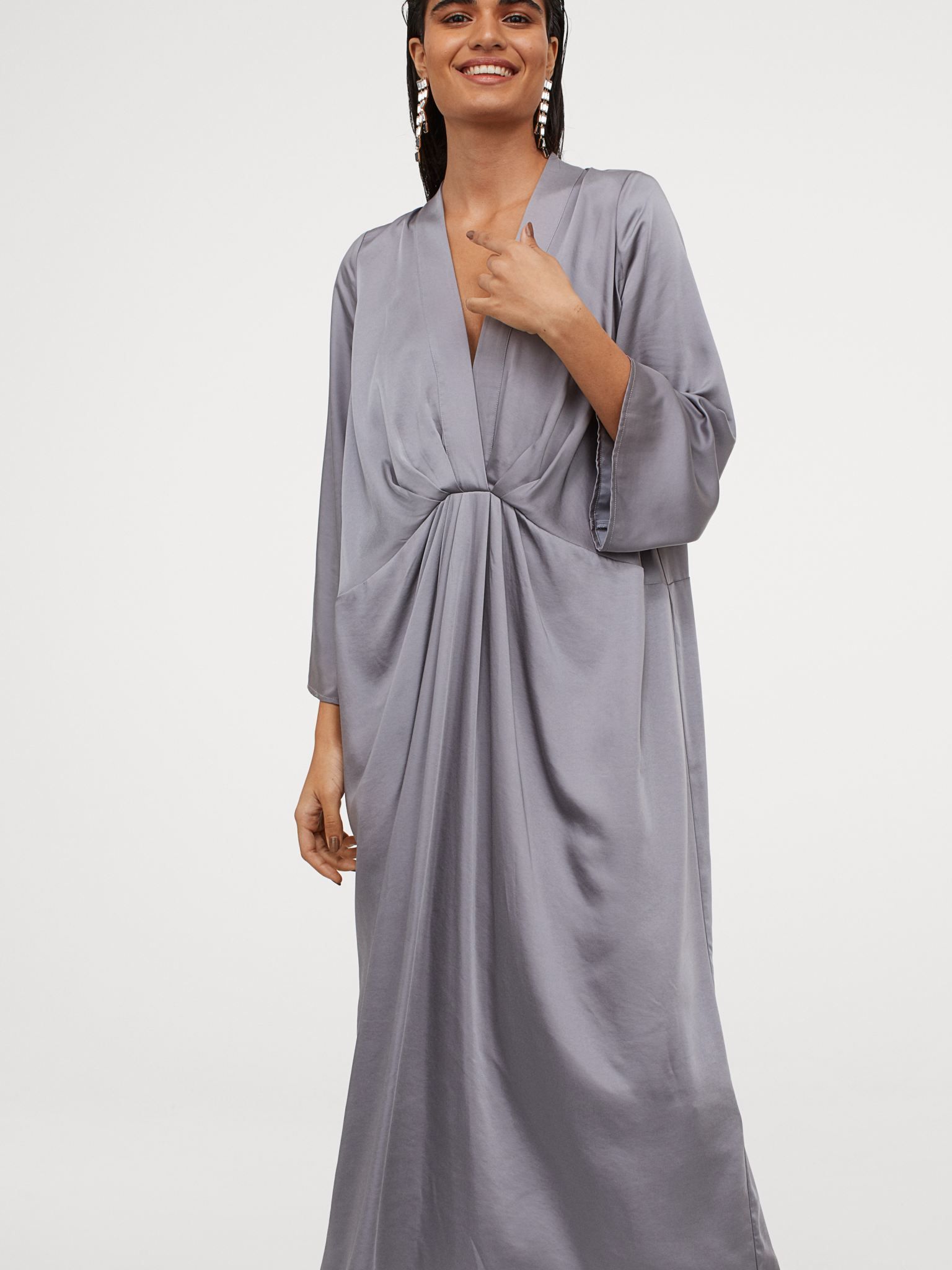 

Платье H&M 9362522sm 34 Серое