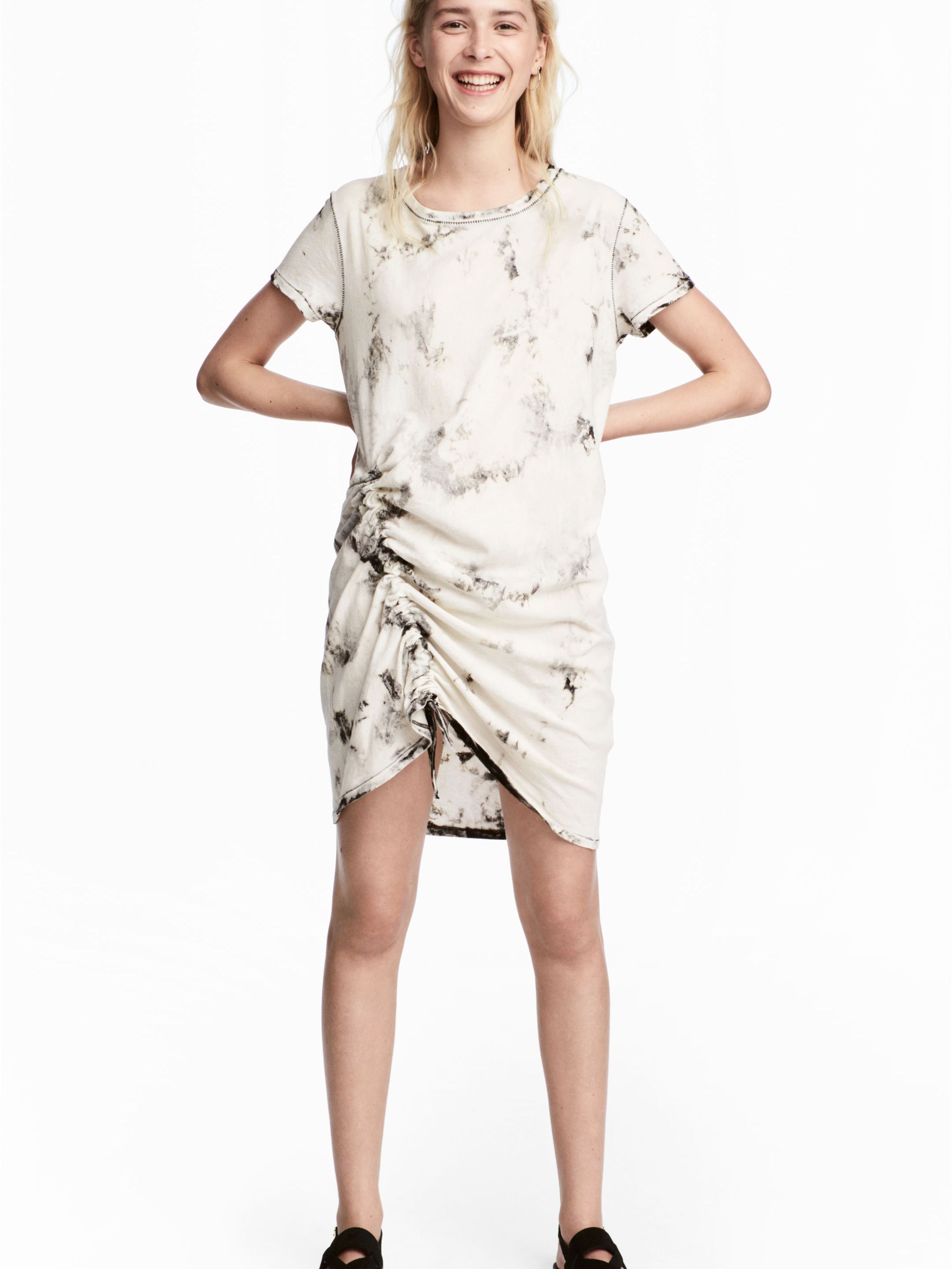 

Платье H&M 5121486-AACA S Светло-бежевое с черным