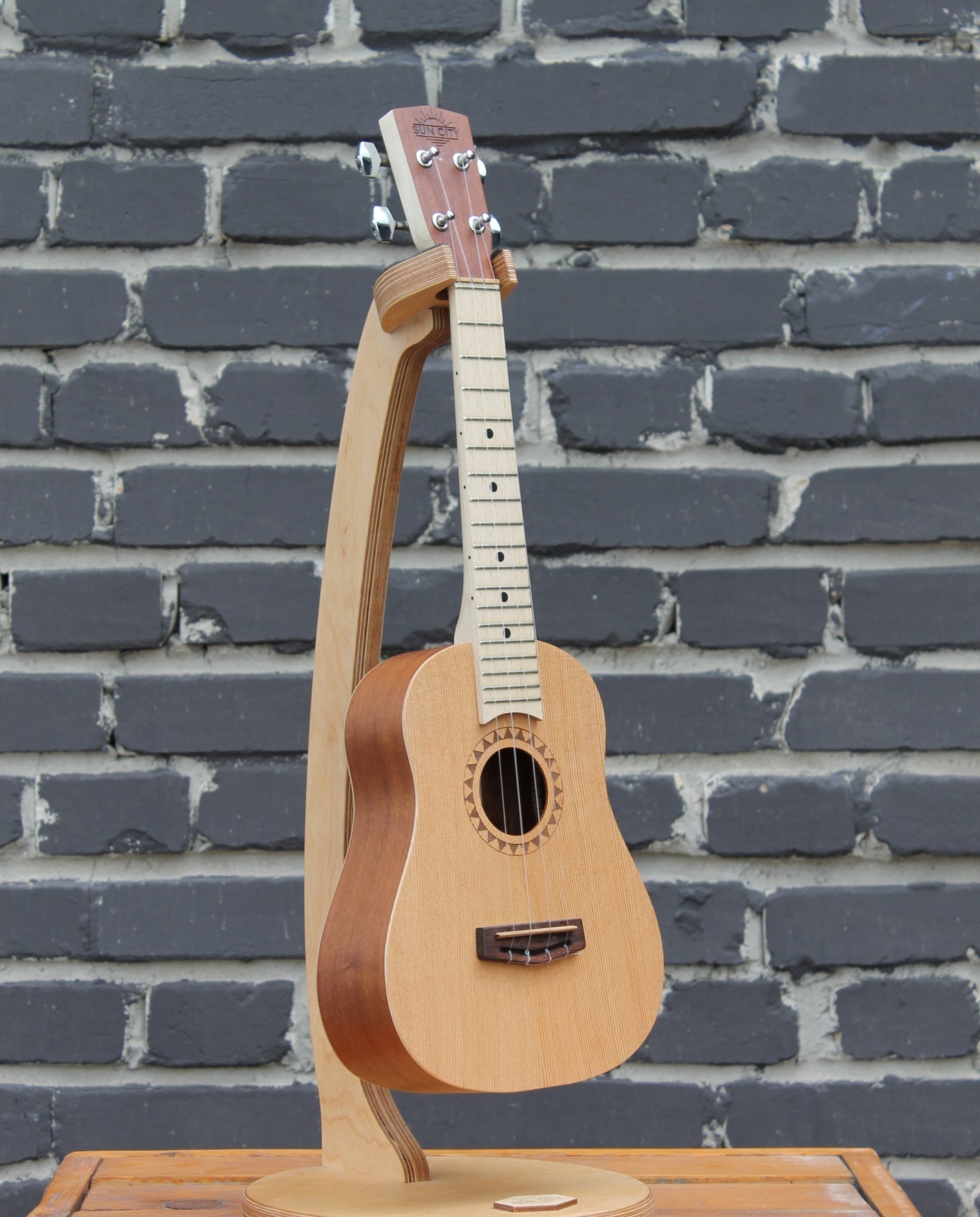

Укулеле SunCity C-2s концерт (Concert)