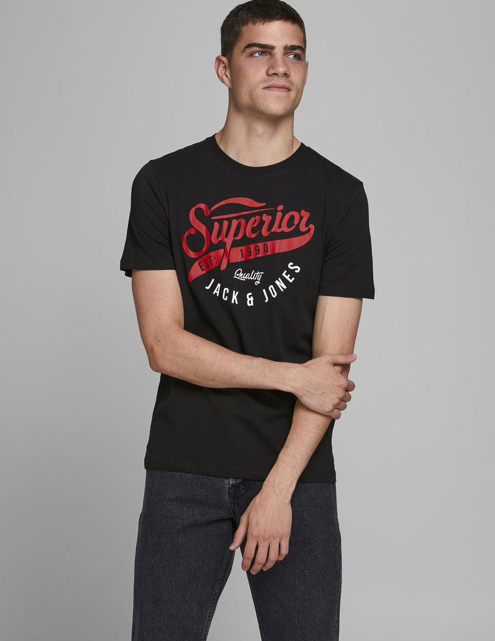 

Футболка JACK&JONES М0111124 цвет черный M