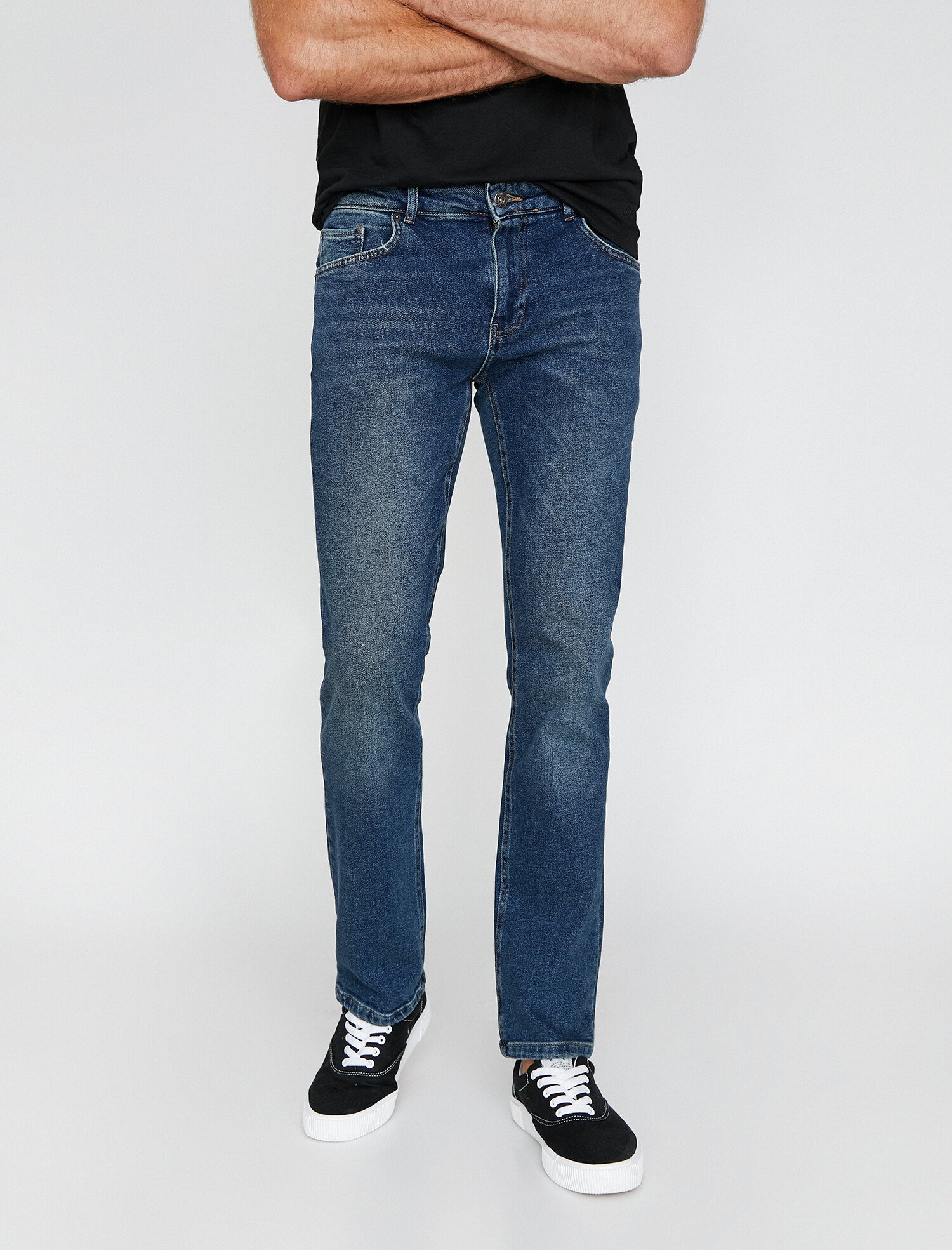 

Джинсы Koton 0KAM45036LD 30-32 Indigo