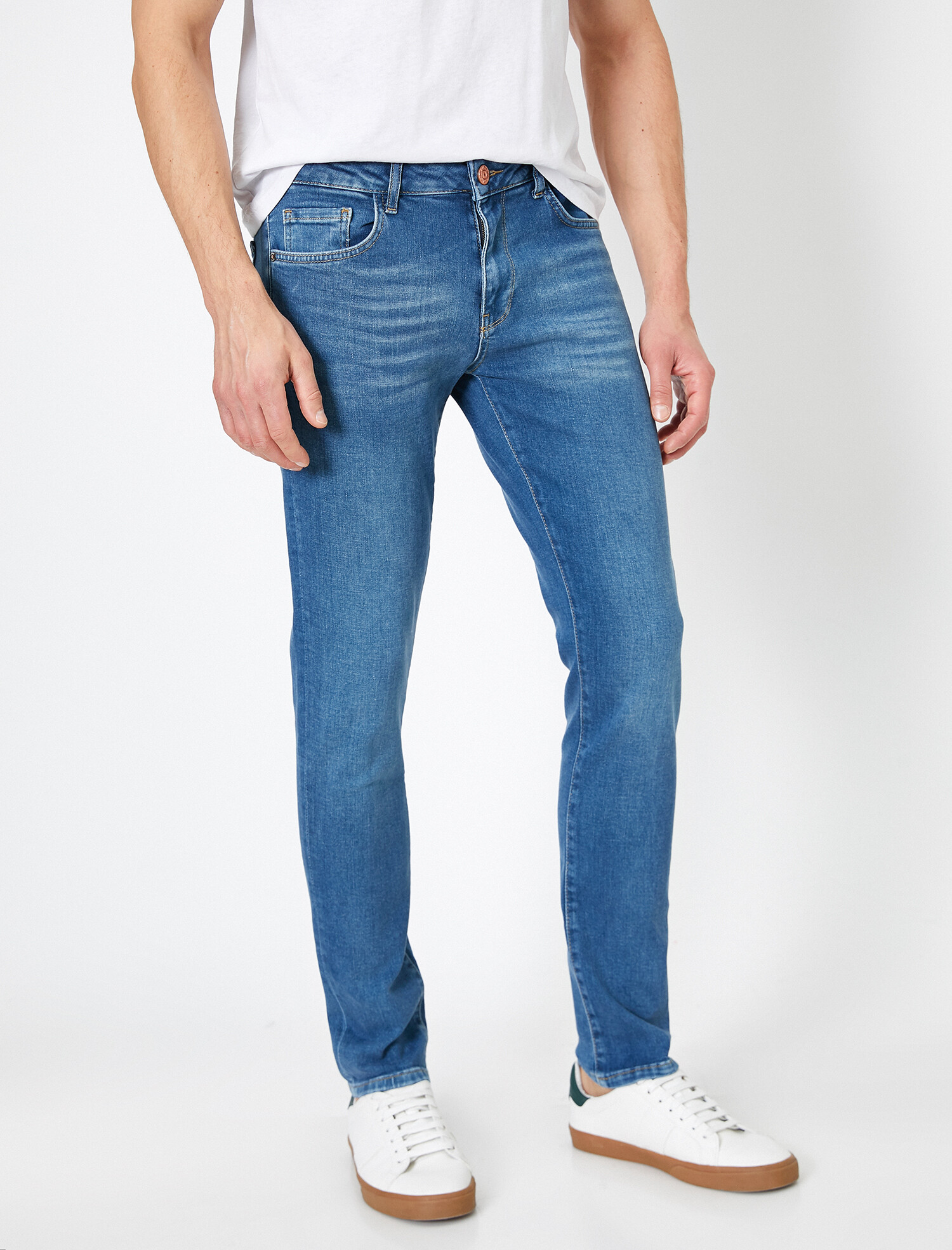 

Джинсы Koton 0YAM43560MD 32-34 Blue