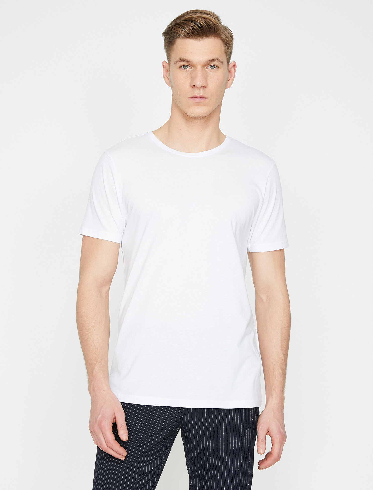 

Футболка Koton 9KAM15136LK XS White