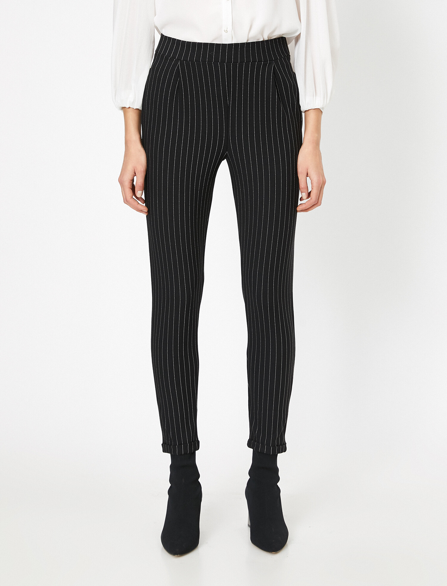 

Брюки Koton 0YAK43190EK-02N L Black Stripe