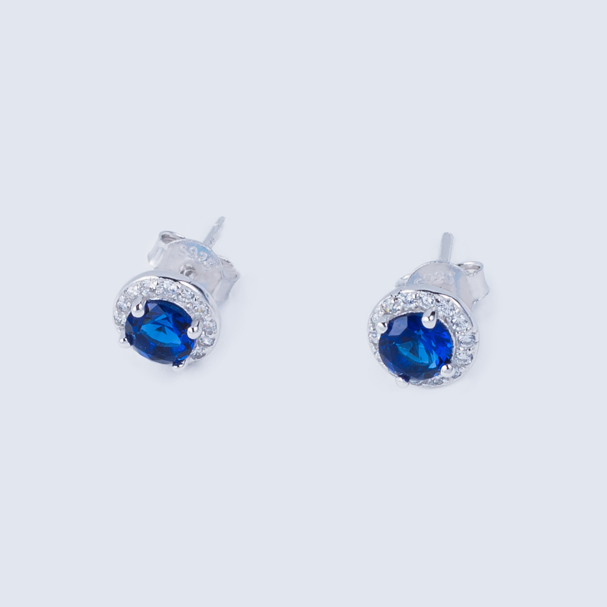 

Сережки TOP Silver 1,65 г 520137с