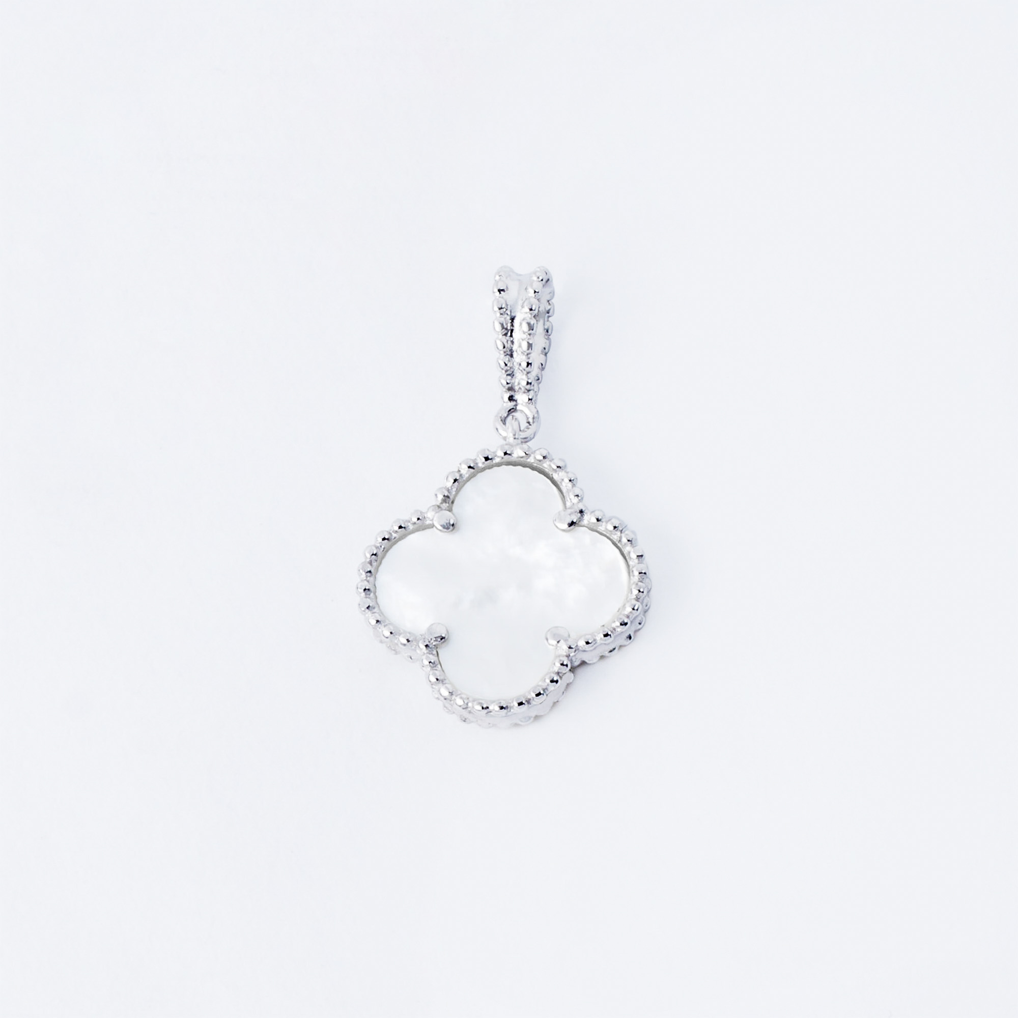 

Підвіска TOP Silver 1,62 г 9540198б