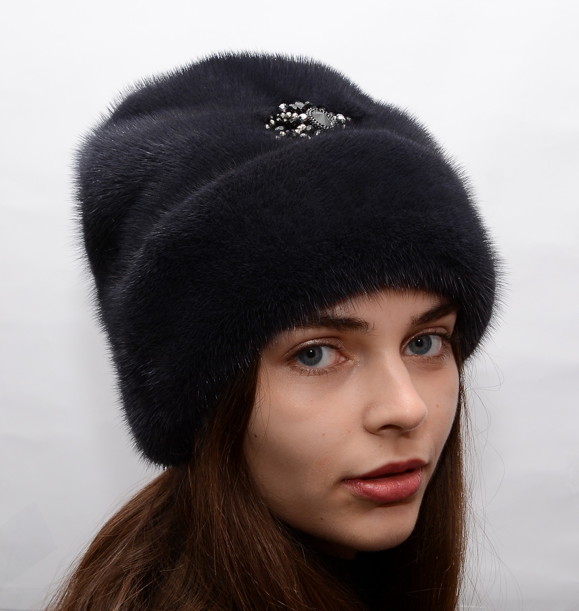 

Шапка норковая Меховой Стиль Рукавичка 54-60 Темный ирис (074/F)