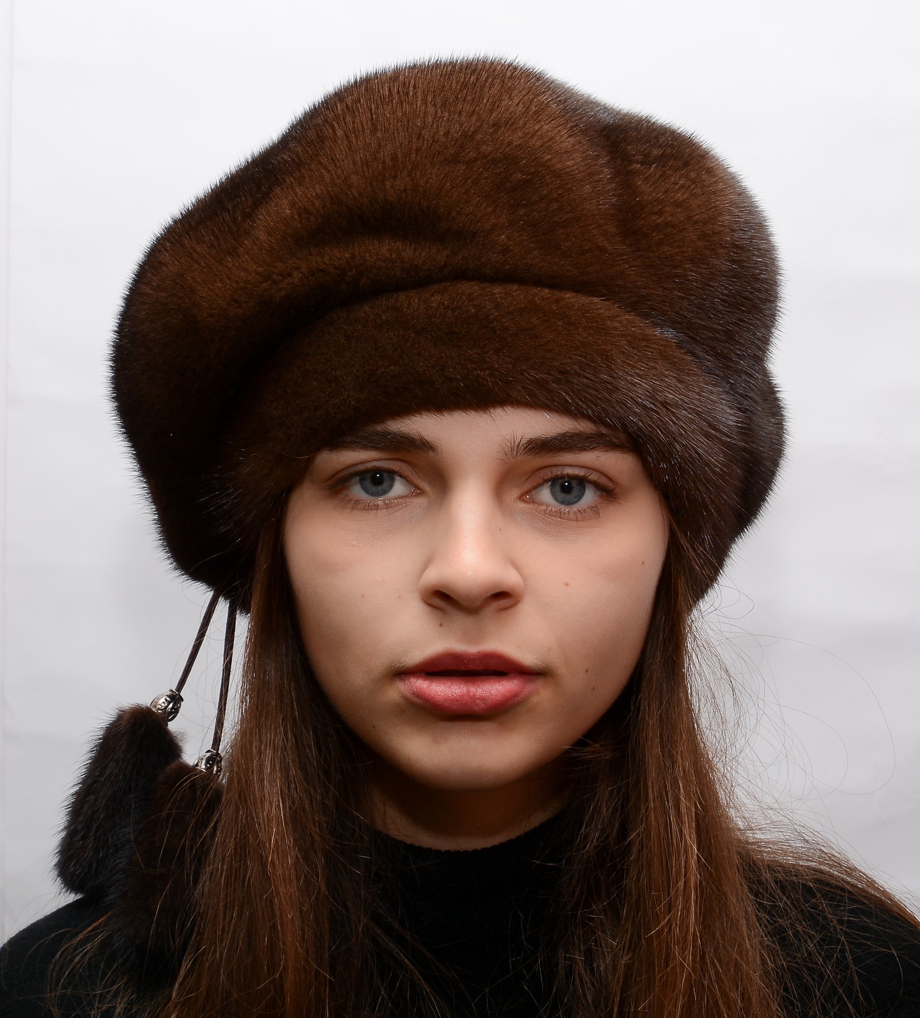 

Женский норковый берет Меховой Стиль С фалдами 56/60 Коричневый (020/B)