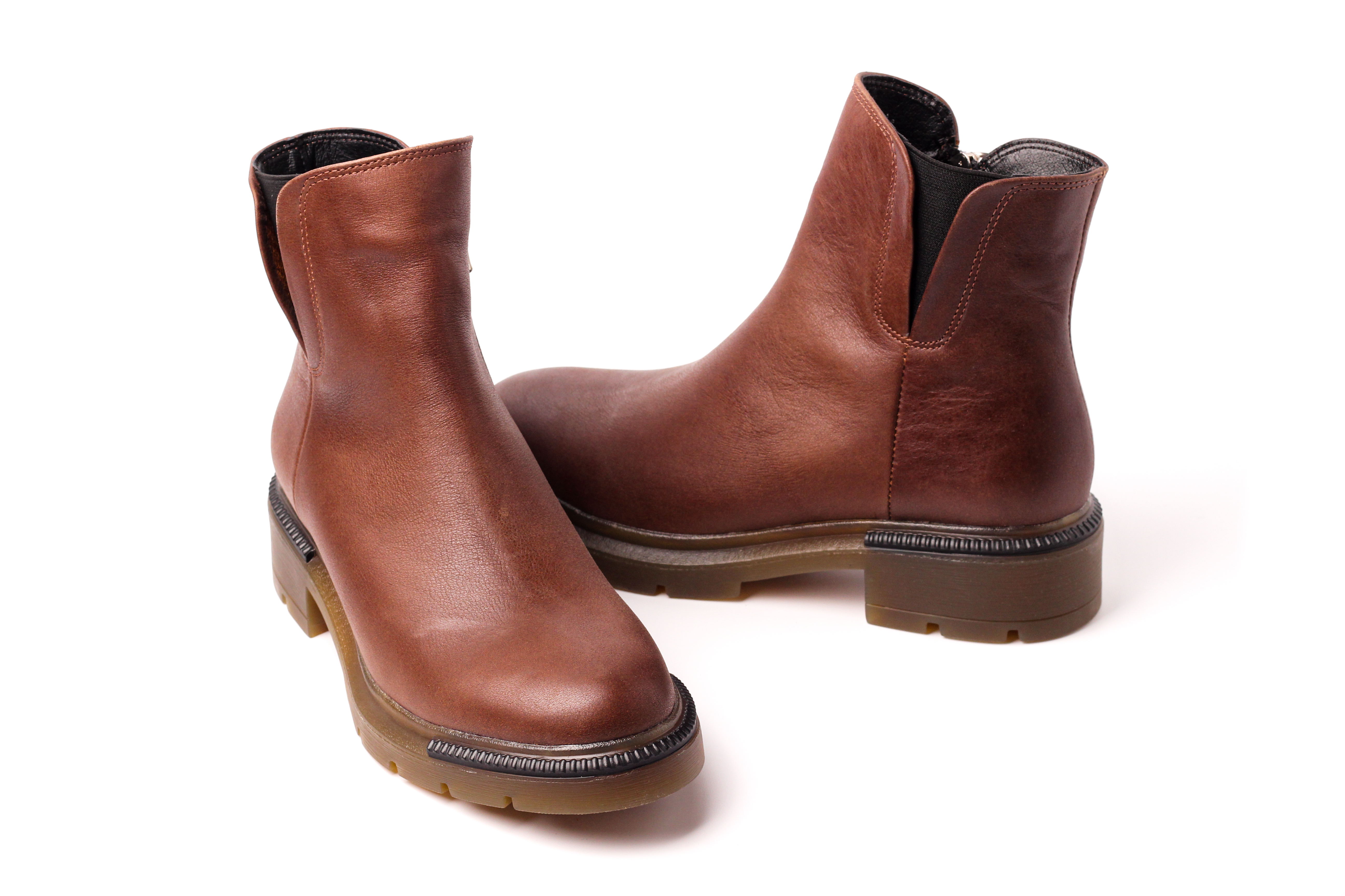 

Ботинки MILLI GOLD 833-SAMINA2-BROWN коричневый 40 2000903495918