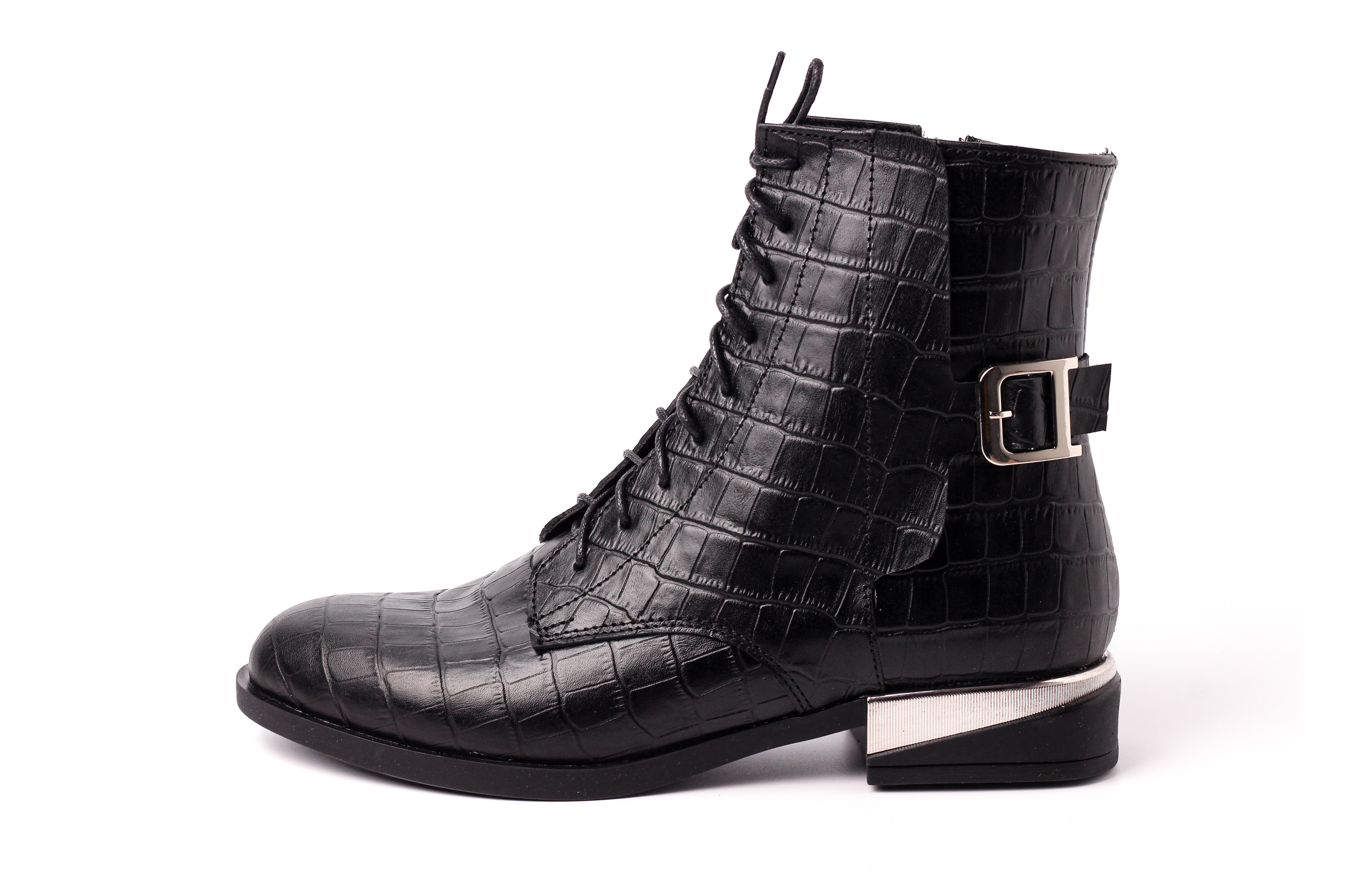 

Ботинки MILLI GOLD 842-ARIZONA4-BLACK черный 38 2000903495765