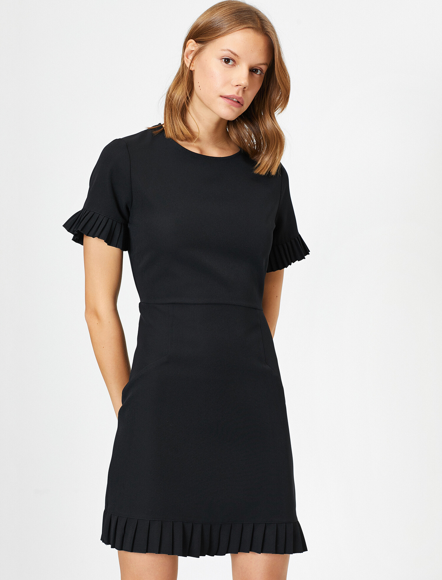 

Платье Koton 0YAK88544PW-999 40 Black