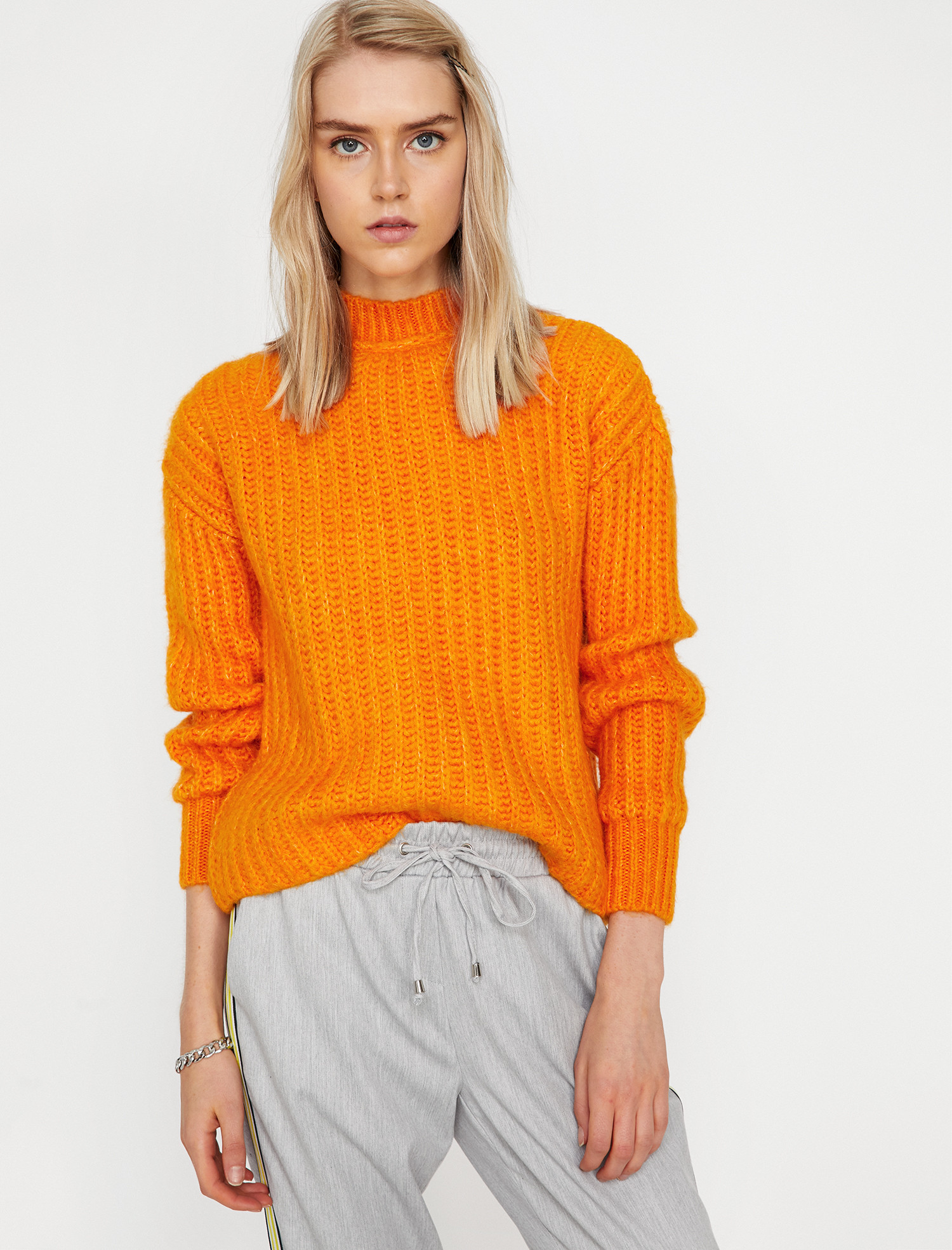 

Свитер Koton 9KAL96623JT-201 M Orange