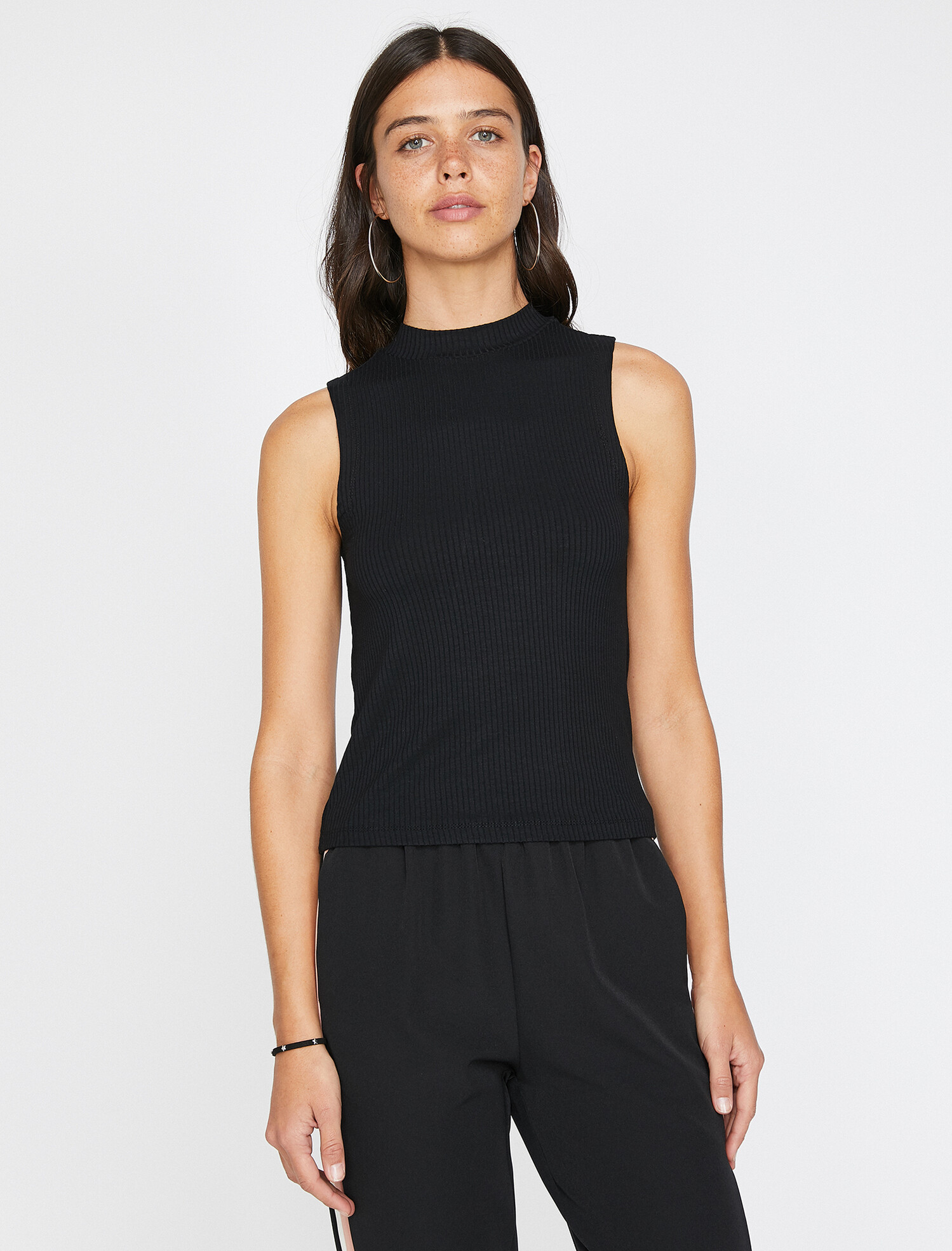 

Топ Koton 9YAL38768IK-999 L Black