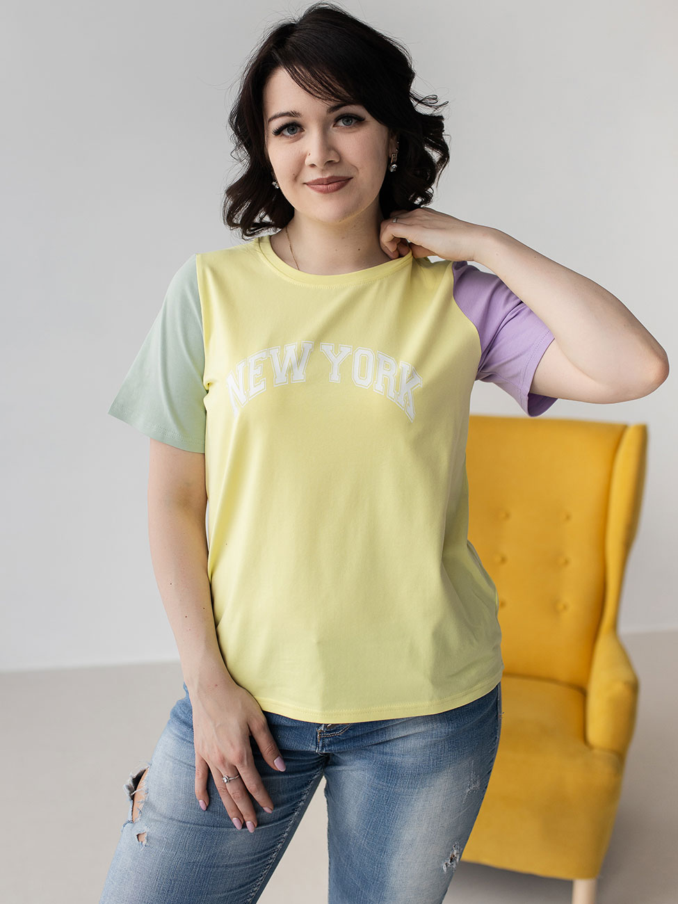

Футболка size+ в стиле колор-блок Лимонный 2 XL Vikamoda 3207