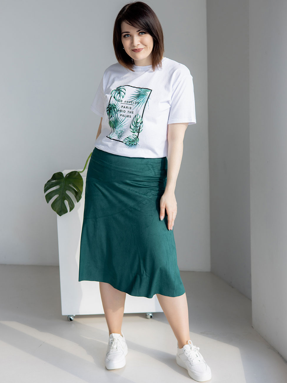

Стильная замшевая юбка size+ Зеленый 3 XL Vikamoda 3245
