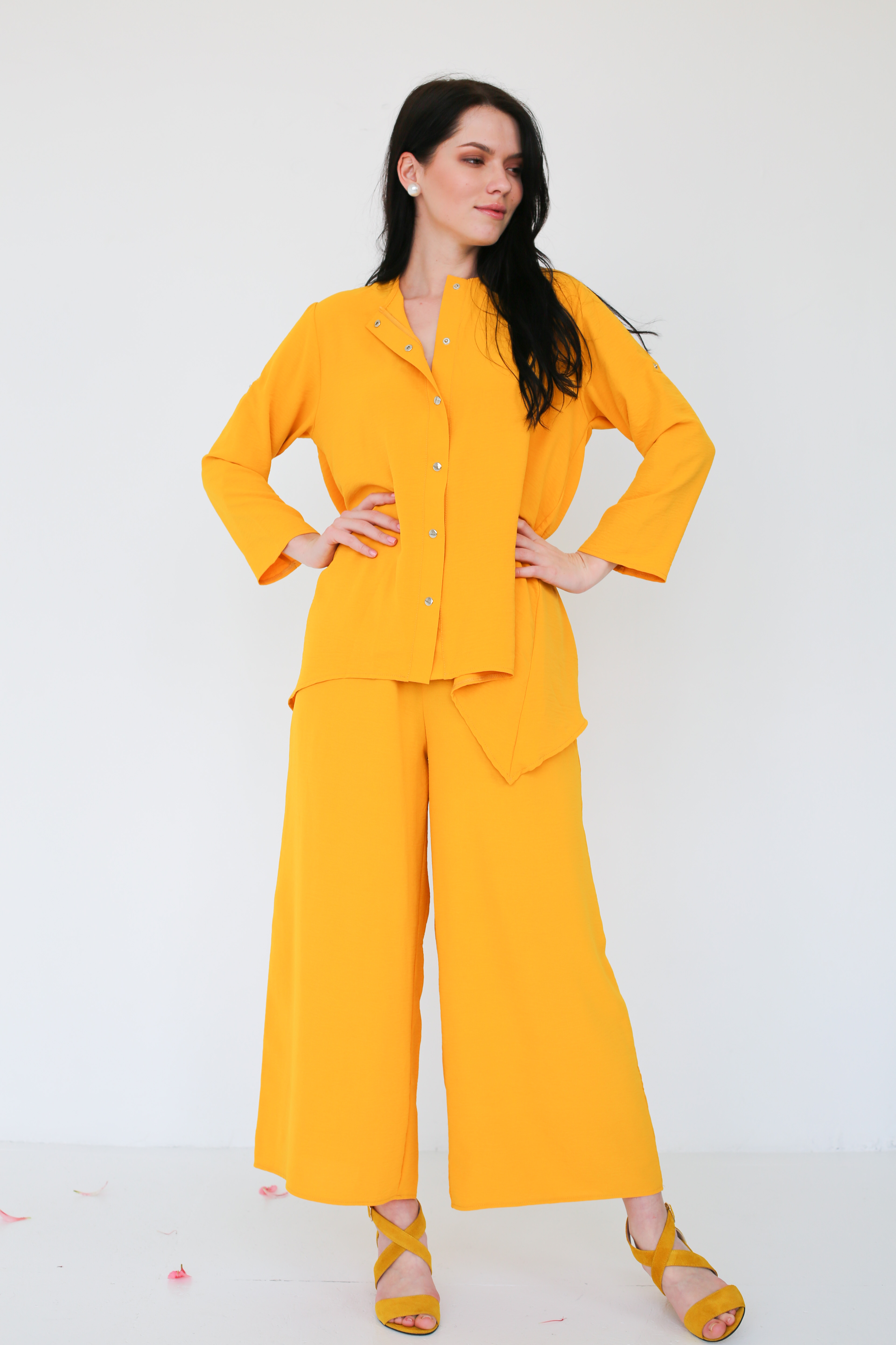 

Костюм KARELLE's Белла XXL-XXXL Каррі (К.17.0407.00.XXL-XXXL)
