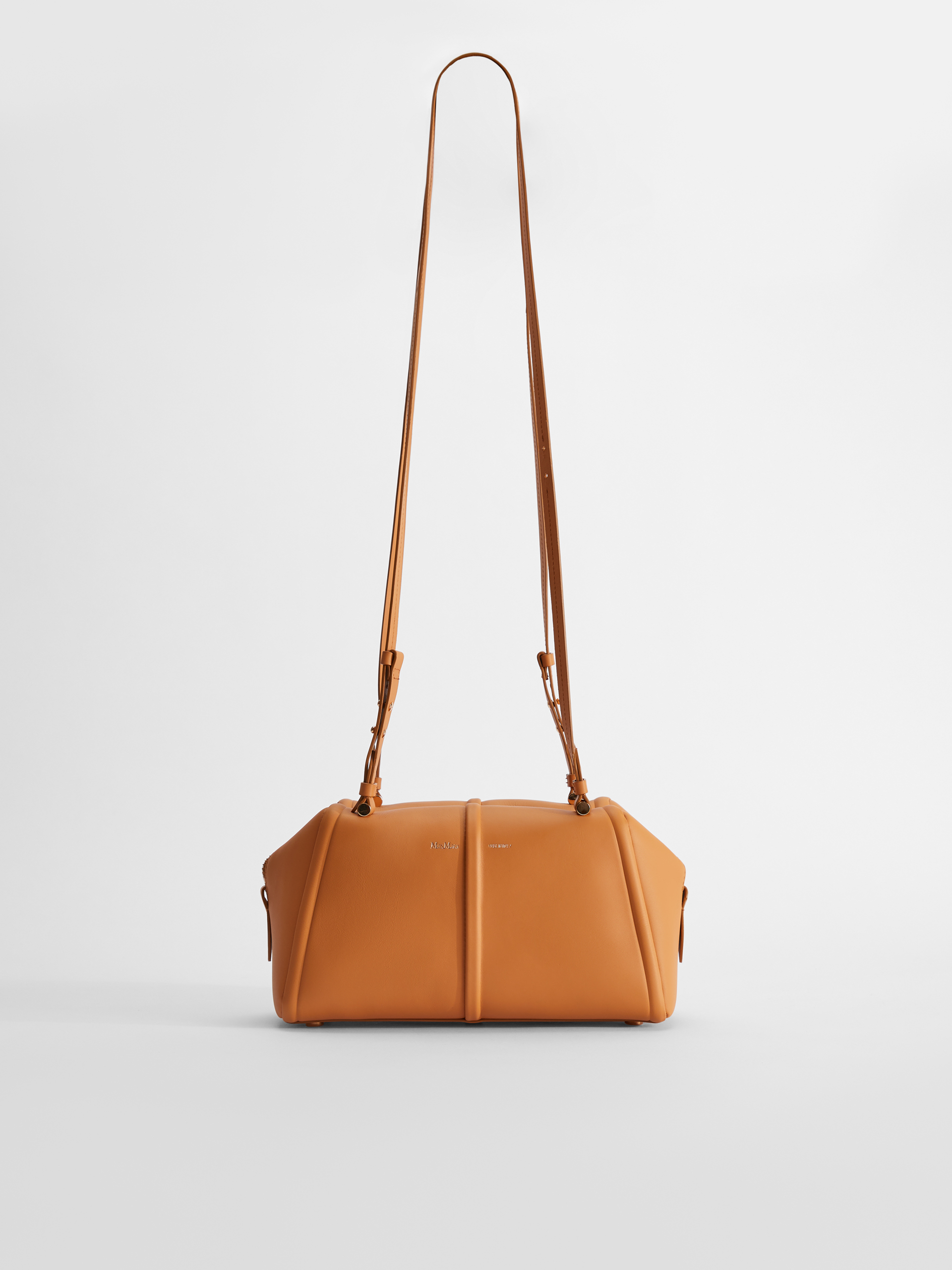 

Сумка MaxMara Оранжевая 45110211600