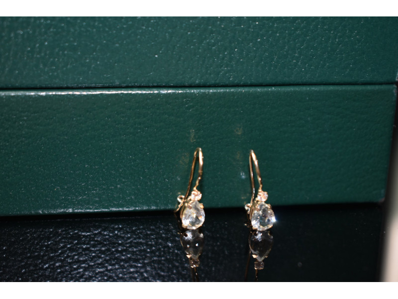 

Золотые серьги 10К (417 проба) с Аквамарином и Бриллиантом Sky Jewelry 001645