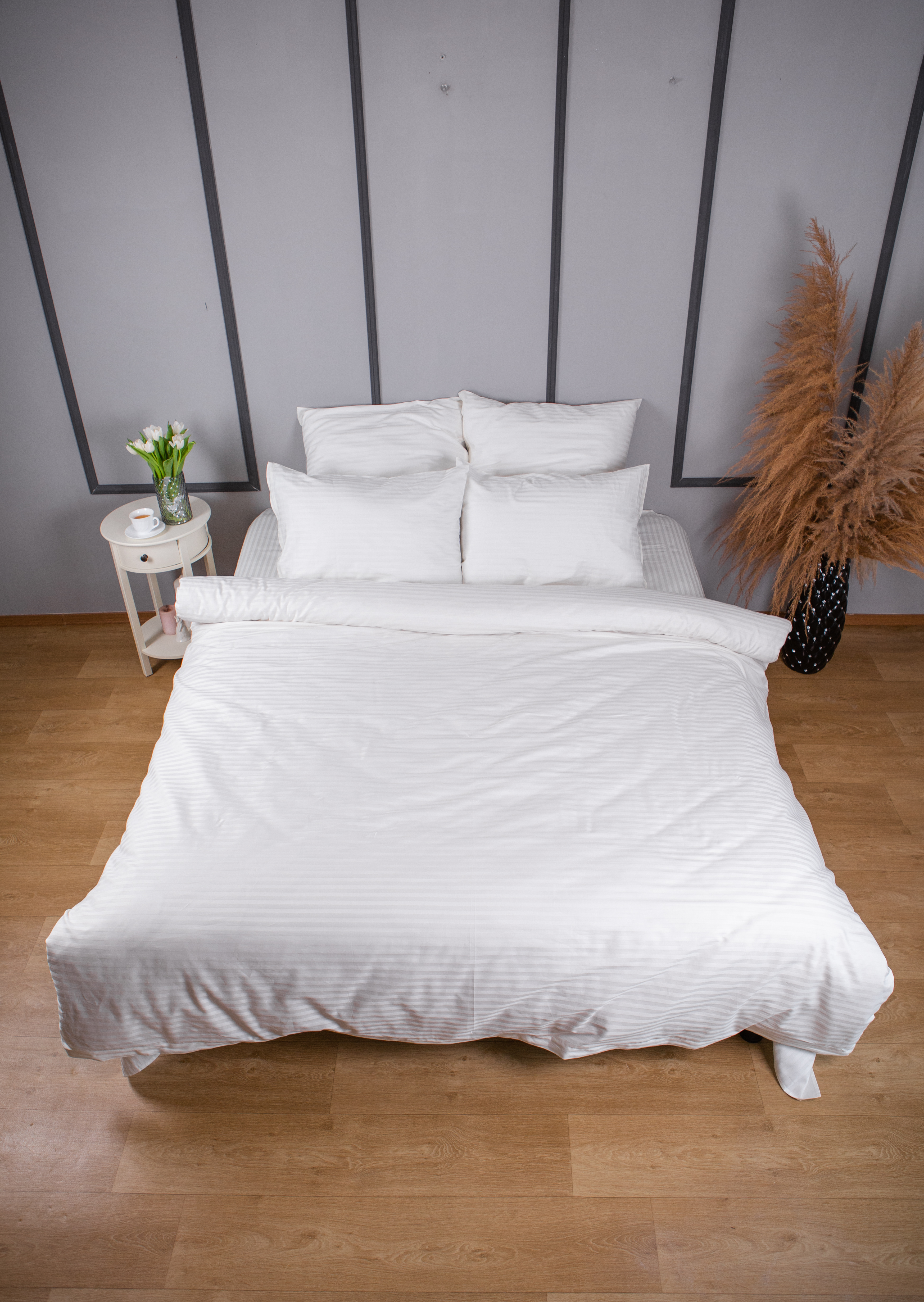 

Комплект постільної білизни SV.HOME Сатин-Страйп White Сімейний (034)