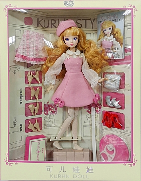 

Кукла "Модница" в розовом платье - Kurhn (20-972606)