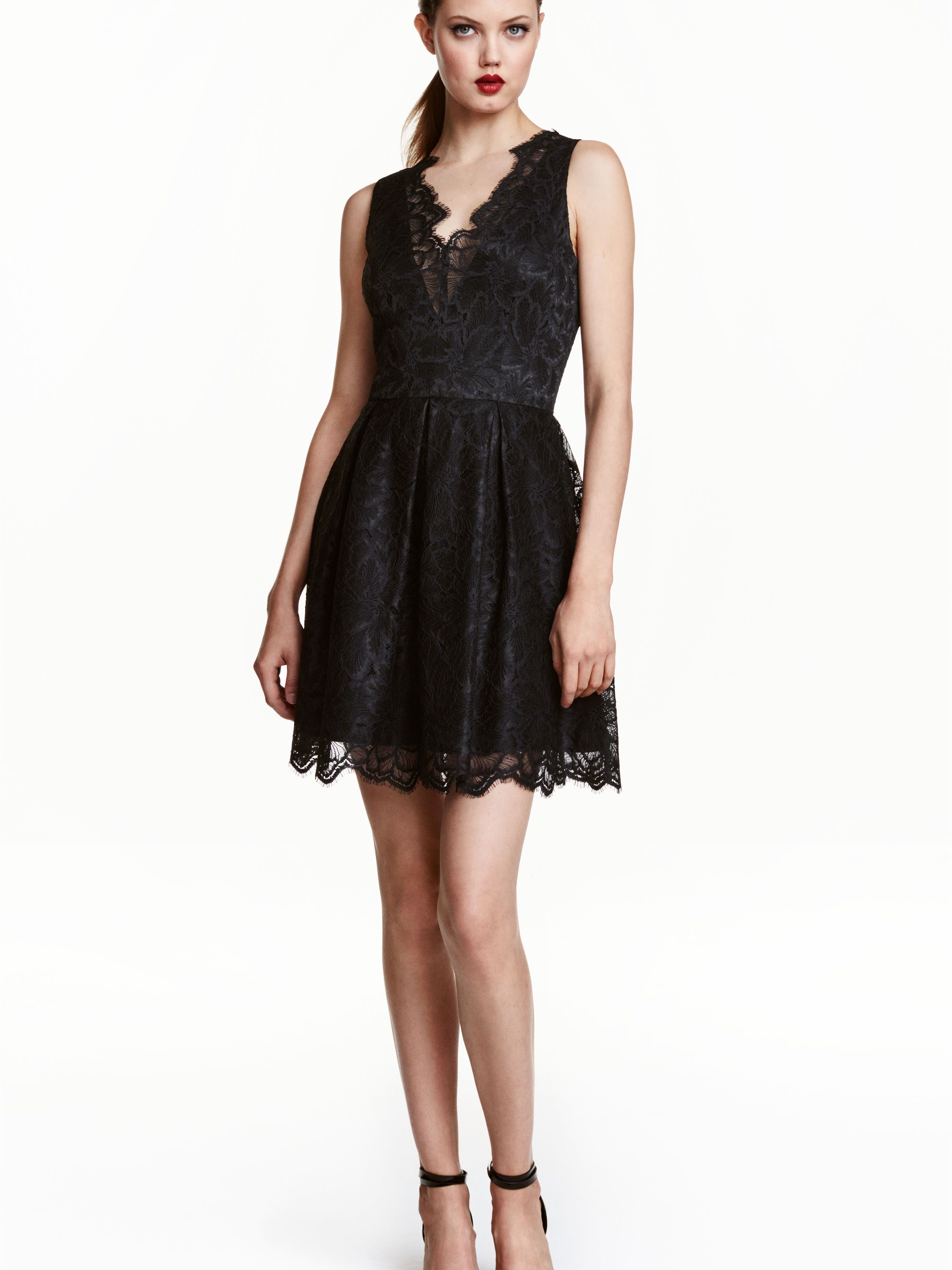 

Платье H&M 4400564-AAAD 38 Черное