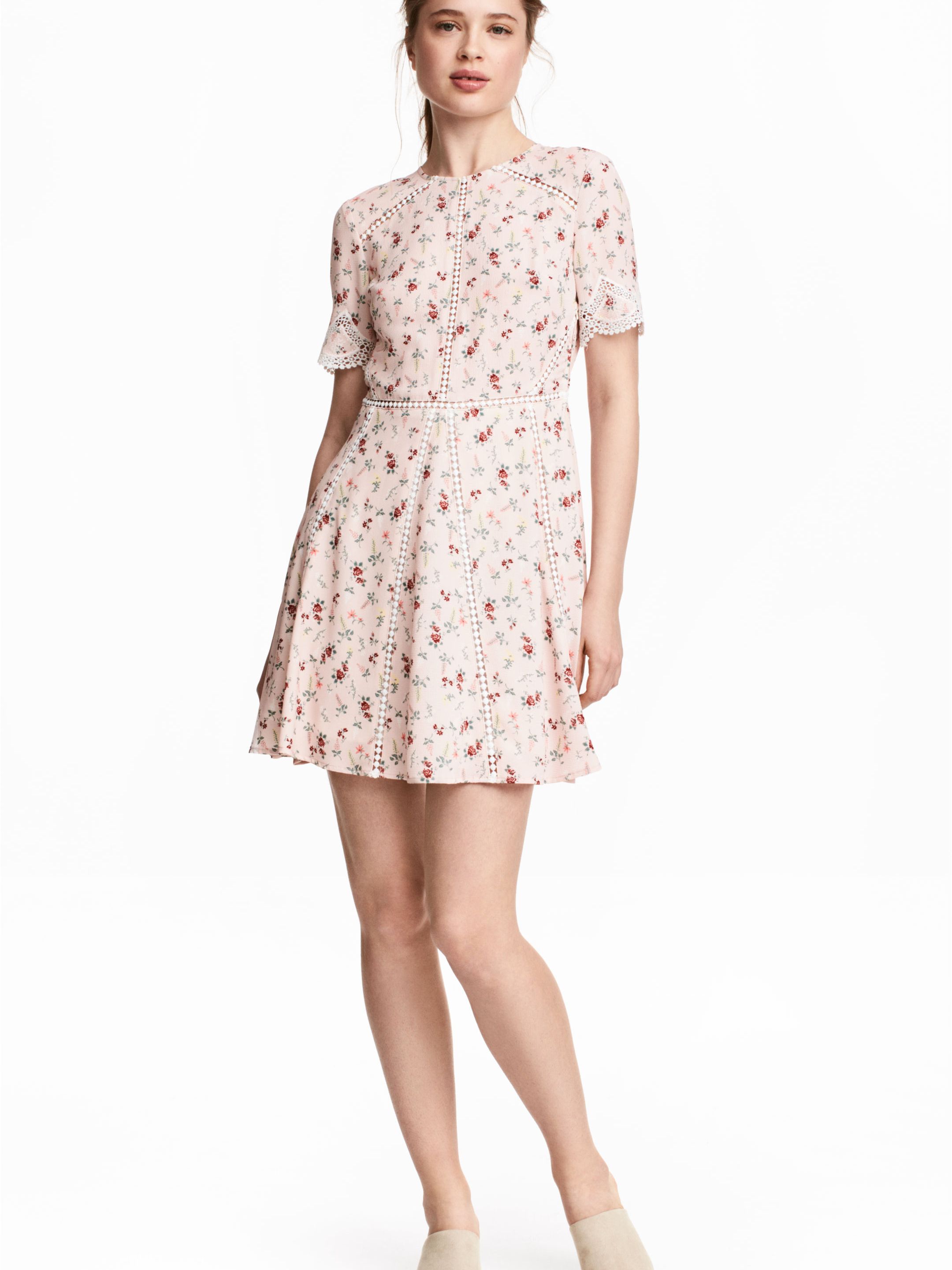 

Платье H&M 4720095-ABCD 32 Розовое с разноцветным