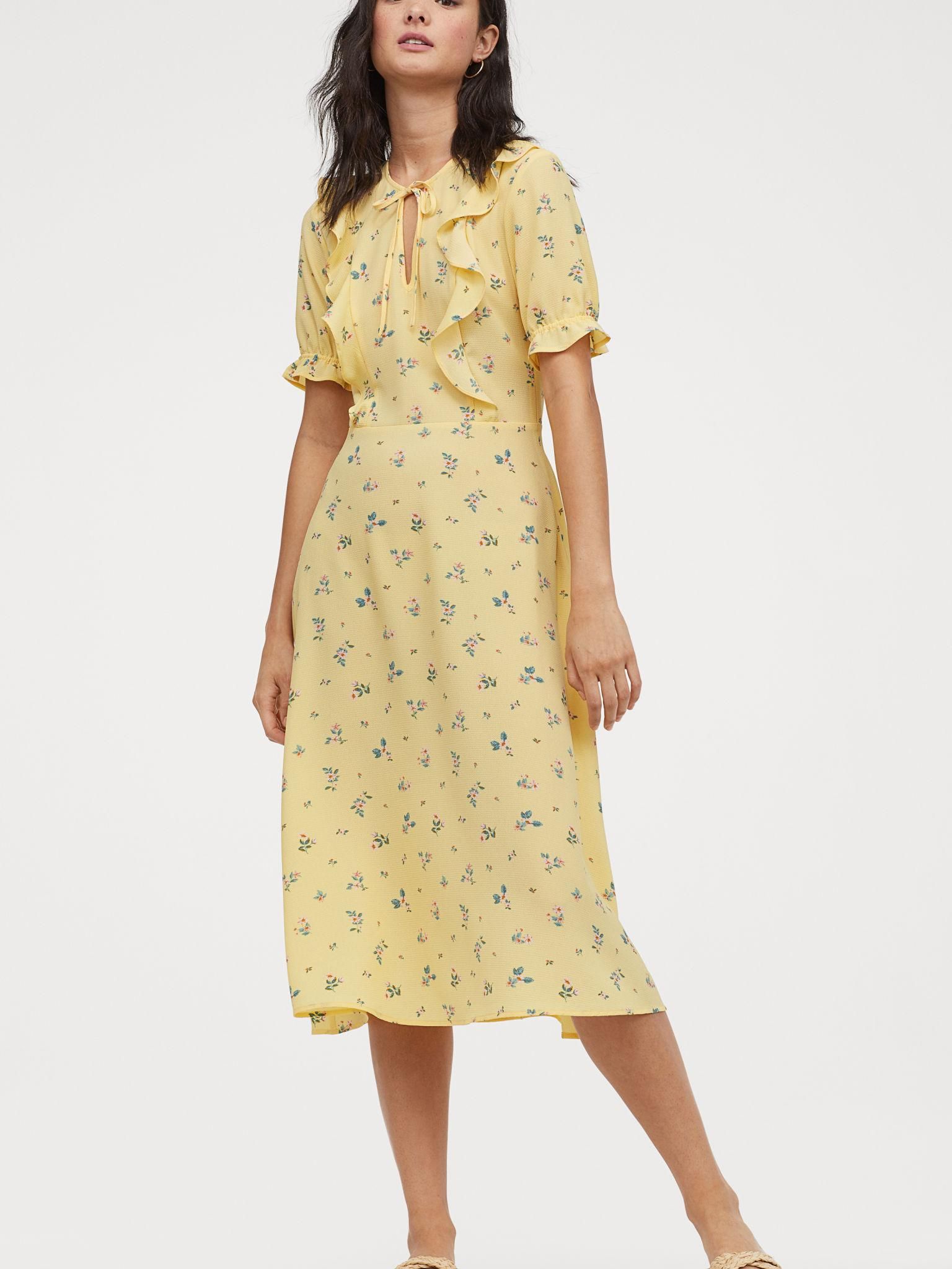 

Платье H&M 7193089-ACFV 36 Желтое с разноцветным