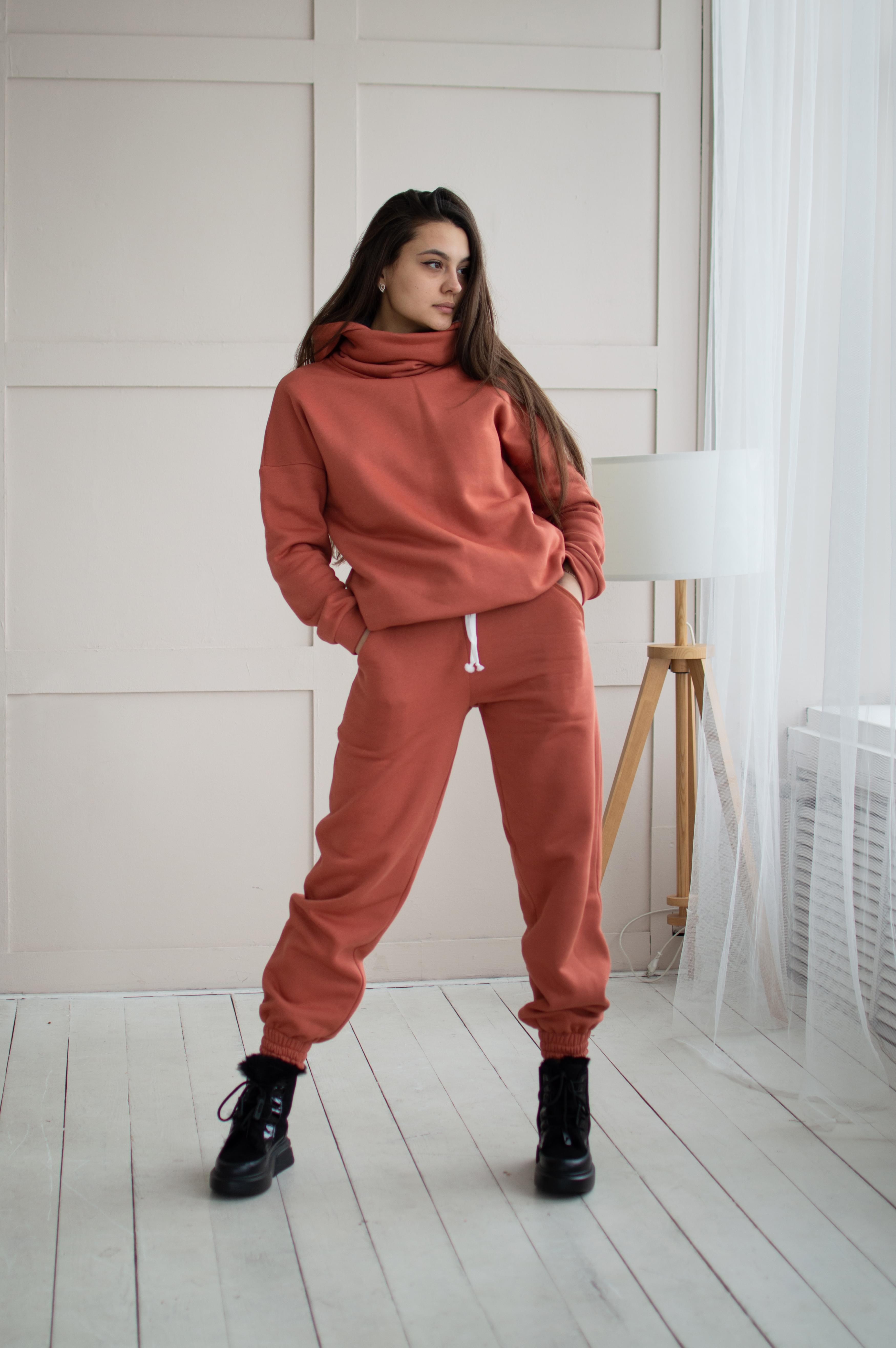 

Женский спортивный костюм H.U.D.Y.A.K.O.V.A. Ukrainian brand кирпич размер, Женский спортивный костюм H.U.D.Y.A.K.O.V.A. Ukrainian brand кирпич размер L