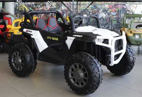 

Детский электромобиль Джип M 4248EBLR-1 с колесами Eva,открывающимся дверями, 200 W, 2 мотора