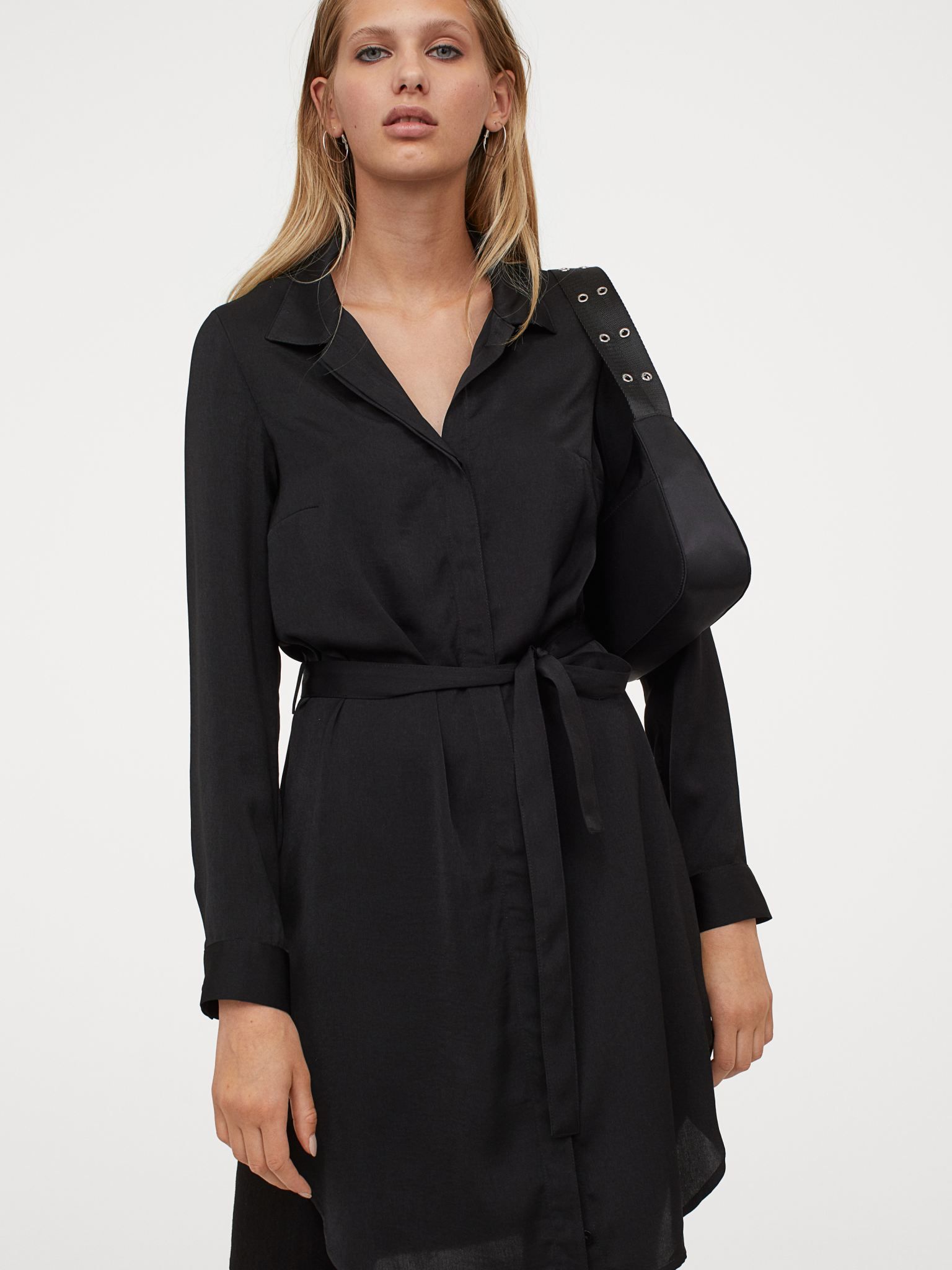

Платье H&M 2011-8564401 40 Черное