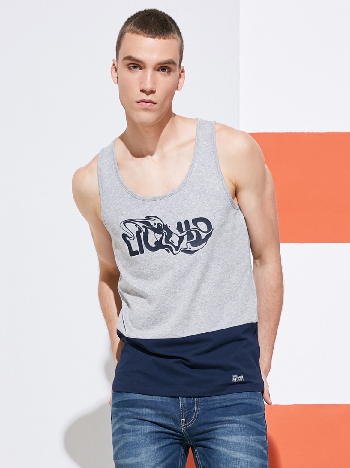 

Майка с надписью и контрастным низом Jack & Jones 217201511 XL Серый
