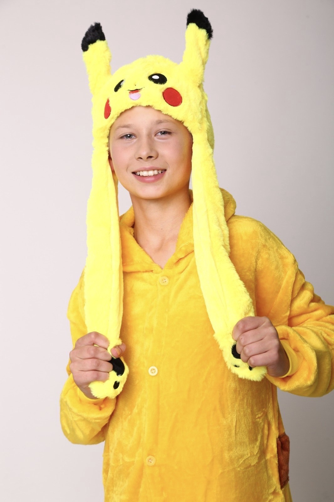 

Светящаяся шапка Kigurumi с двигающими ушками Пикачу 56 см желтая