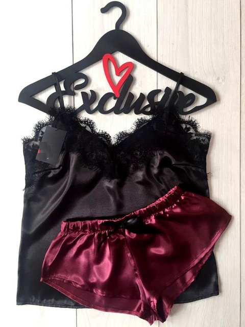 

Fashions • Пижама Адриана Fashions 40-42 бордовый (656/662-на)