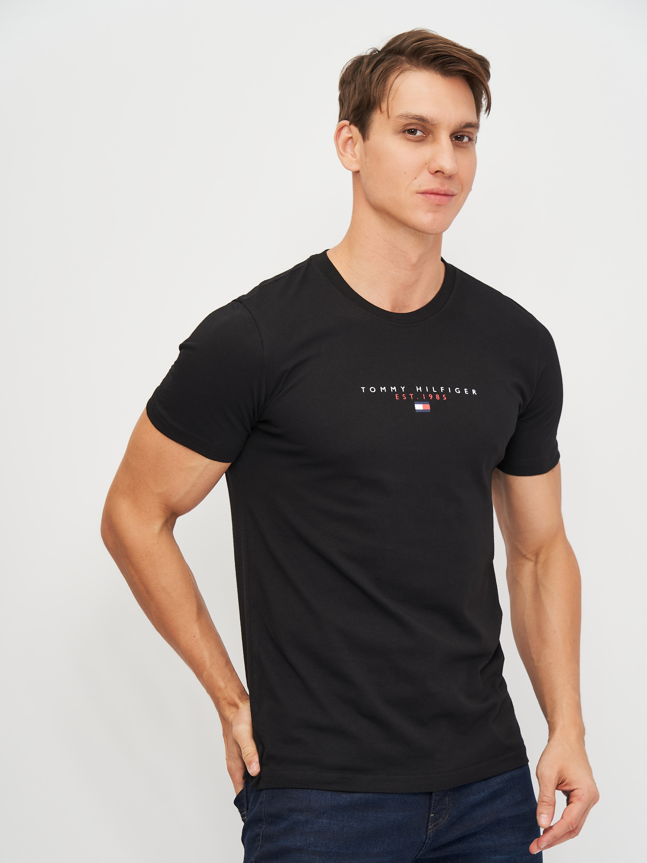 

Футболка Tommy Hilfiger 10738.1 S (44) Черная