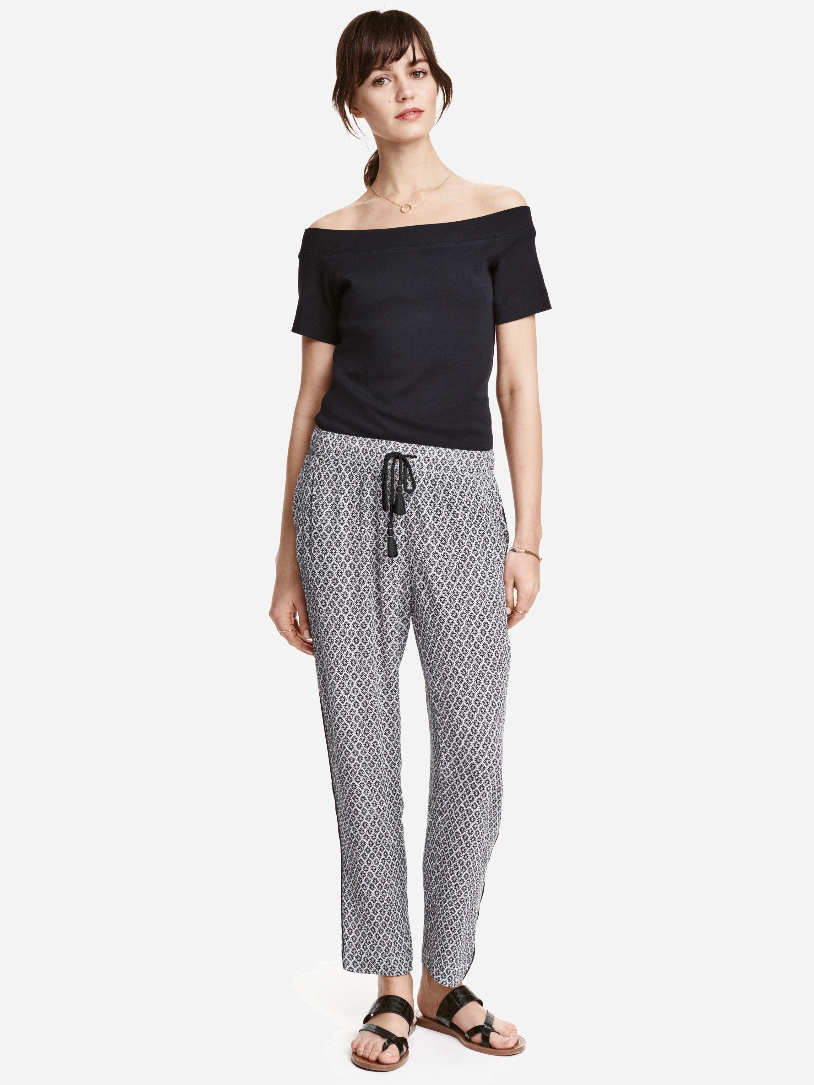 

Брюки H&M 3869753-ACHS 36 Белые с черным